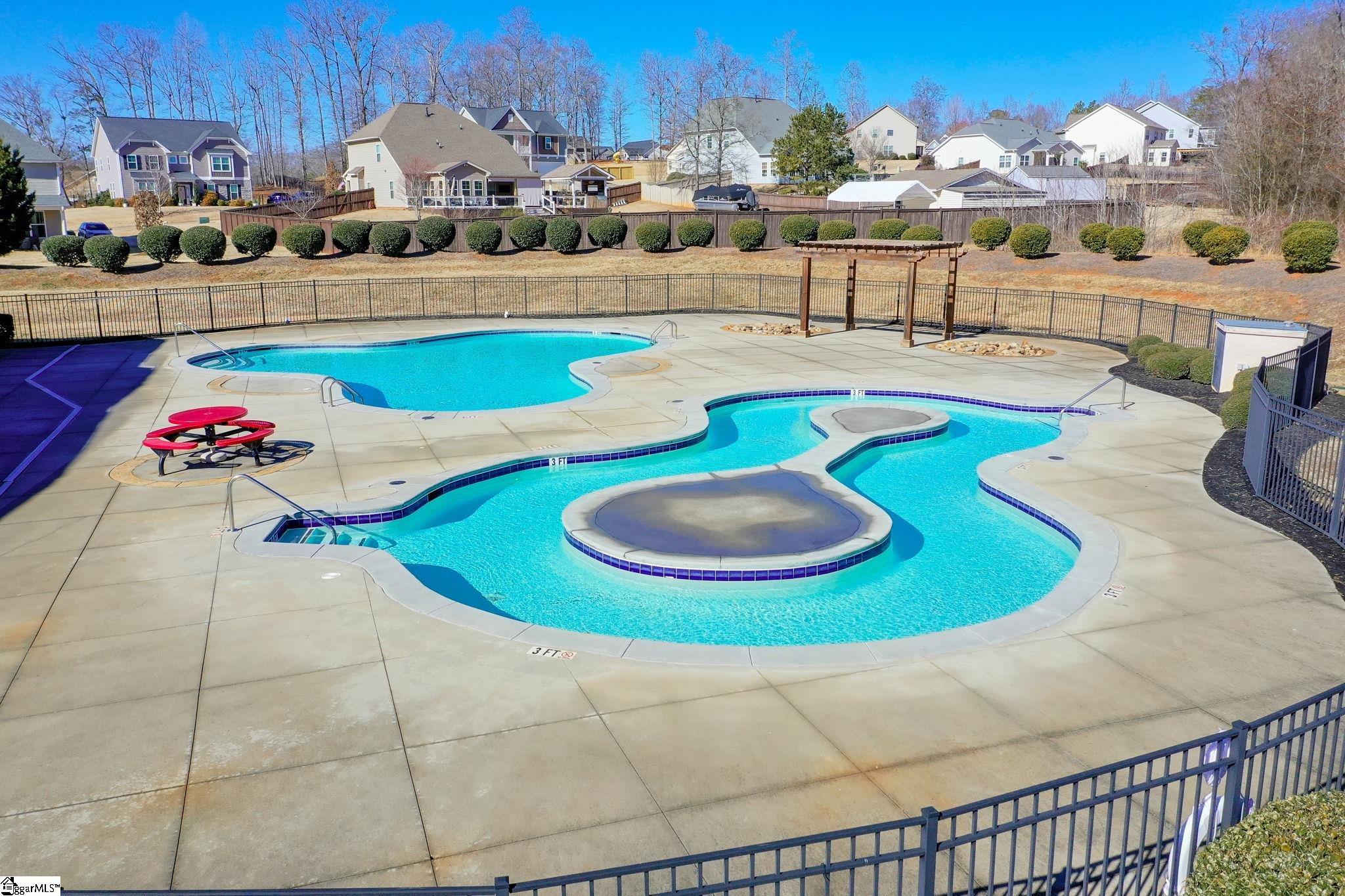 352 Avendell Drive photo 41