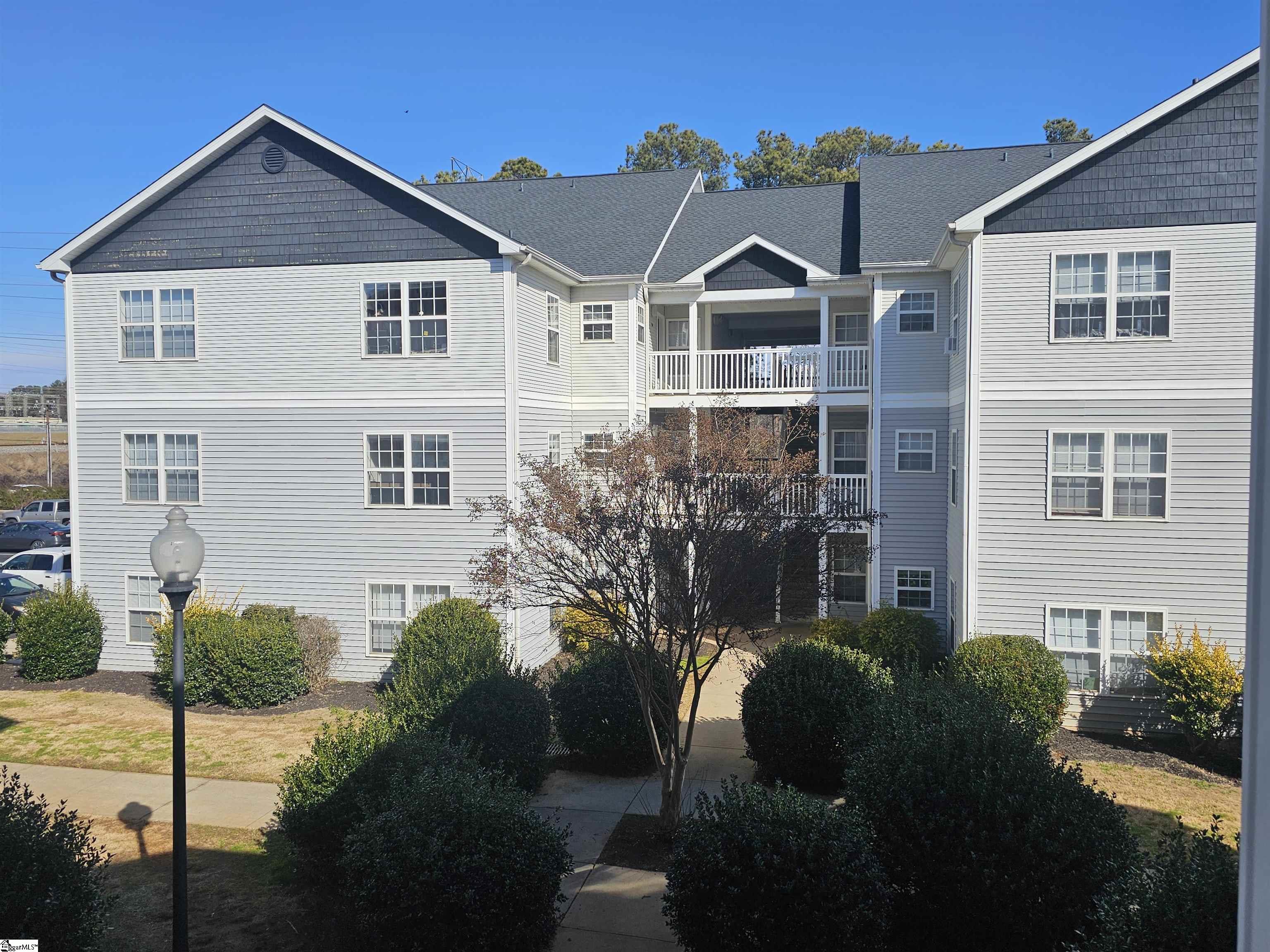 192 Universtiy Village Drive photo 1