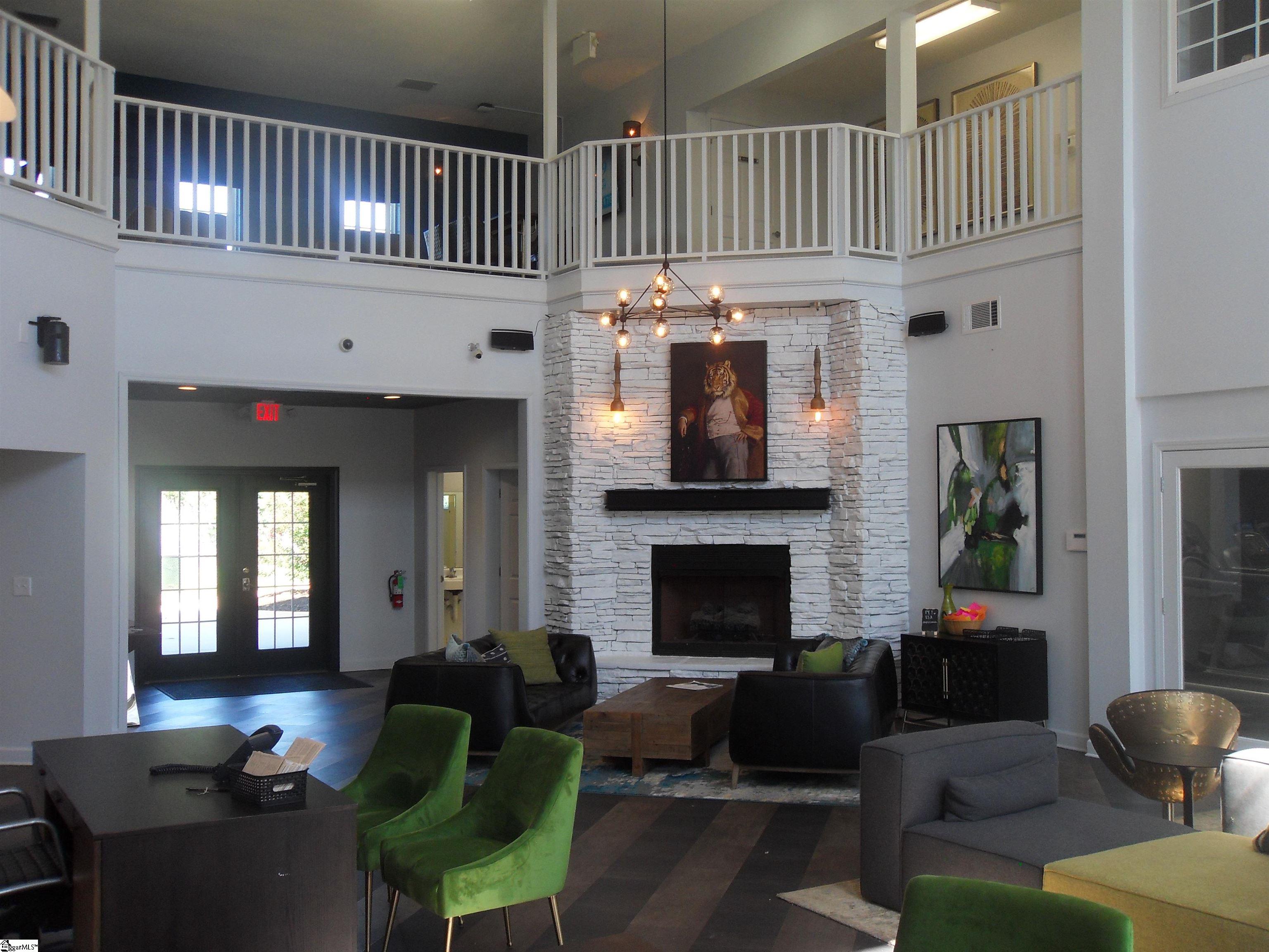 192 Universtiy Village Drive photo 18