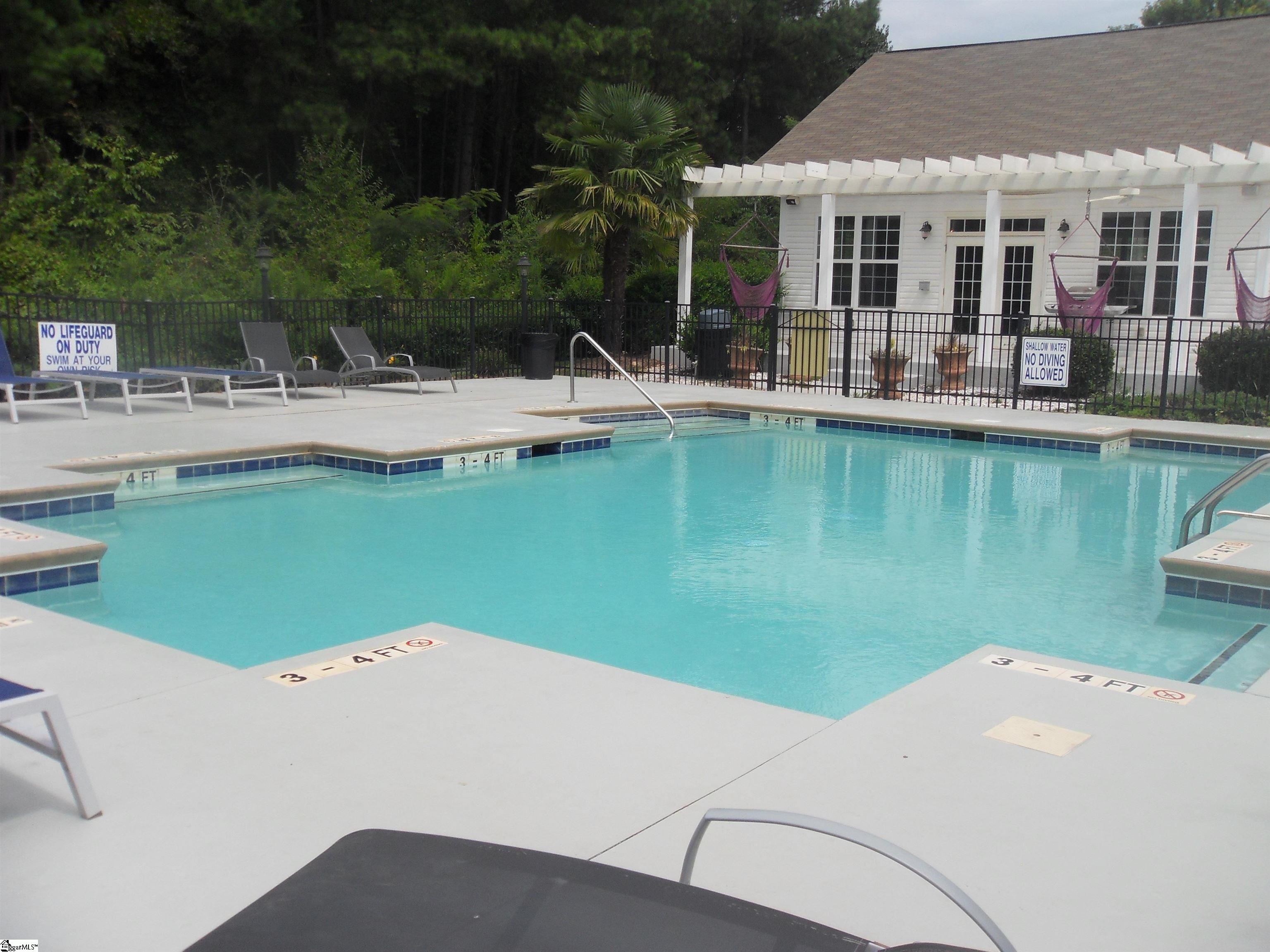 192 Universtiy Village Drive photo 23
