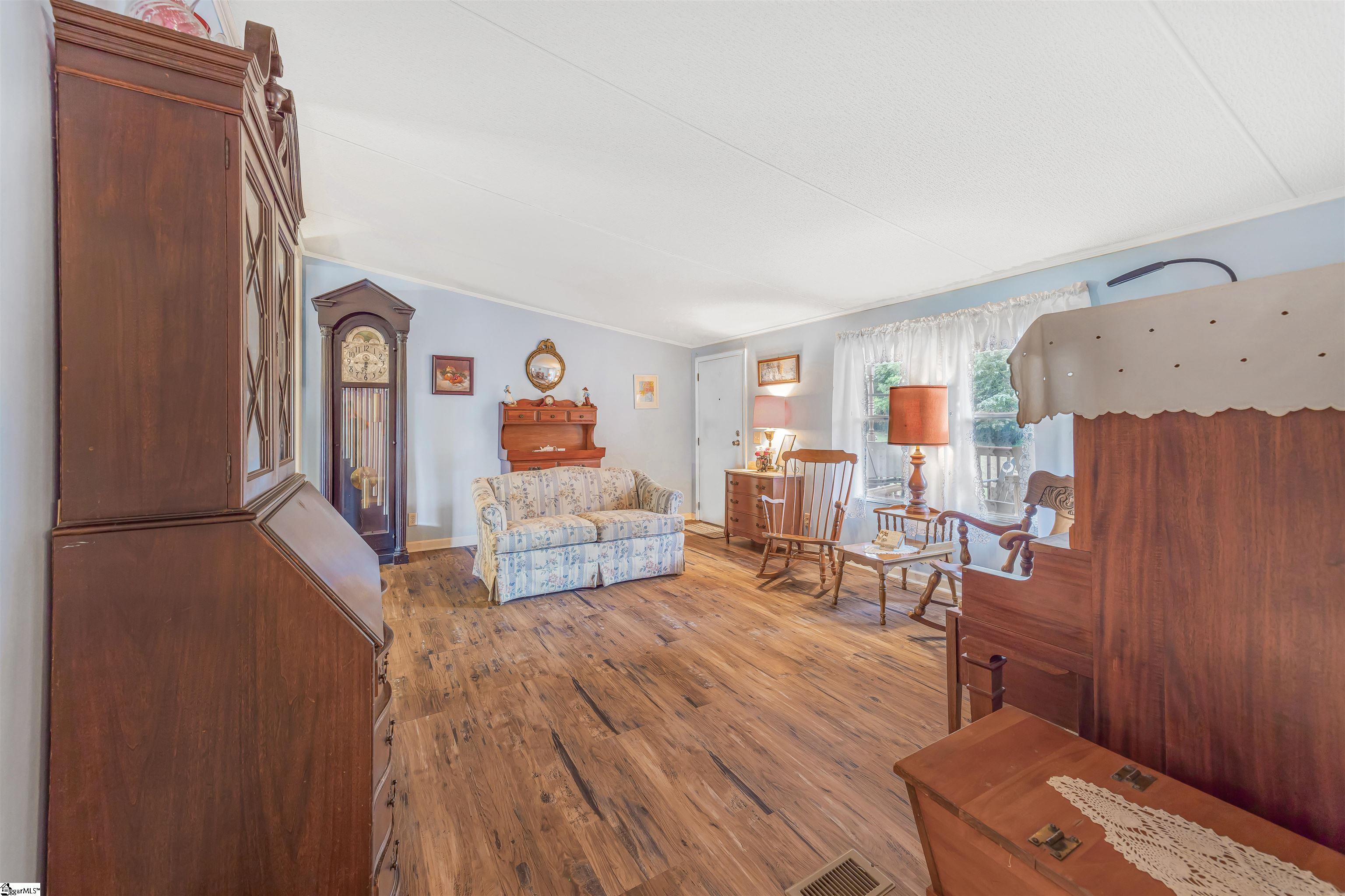 177 Farmers Hill Road photo 5