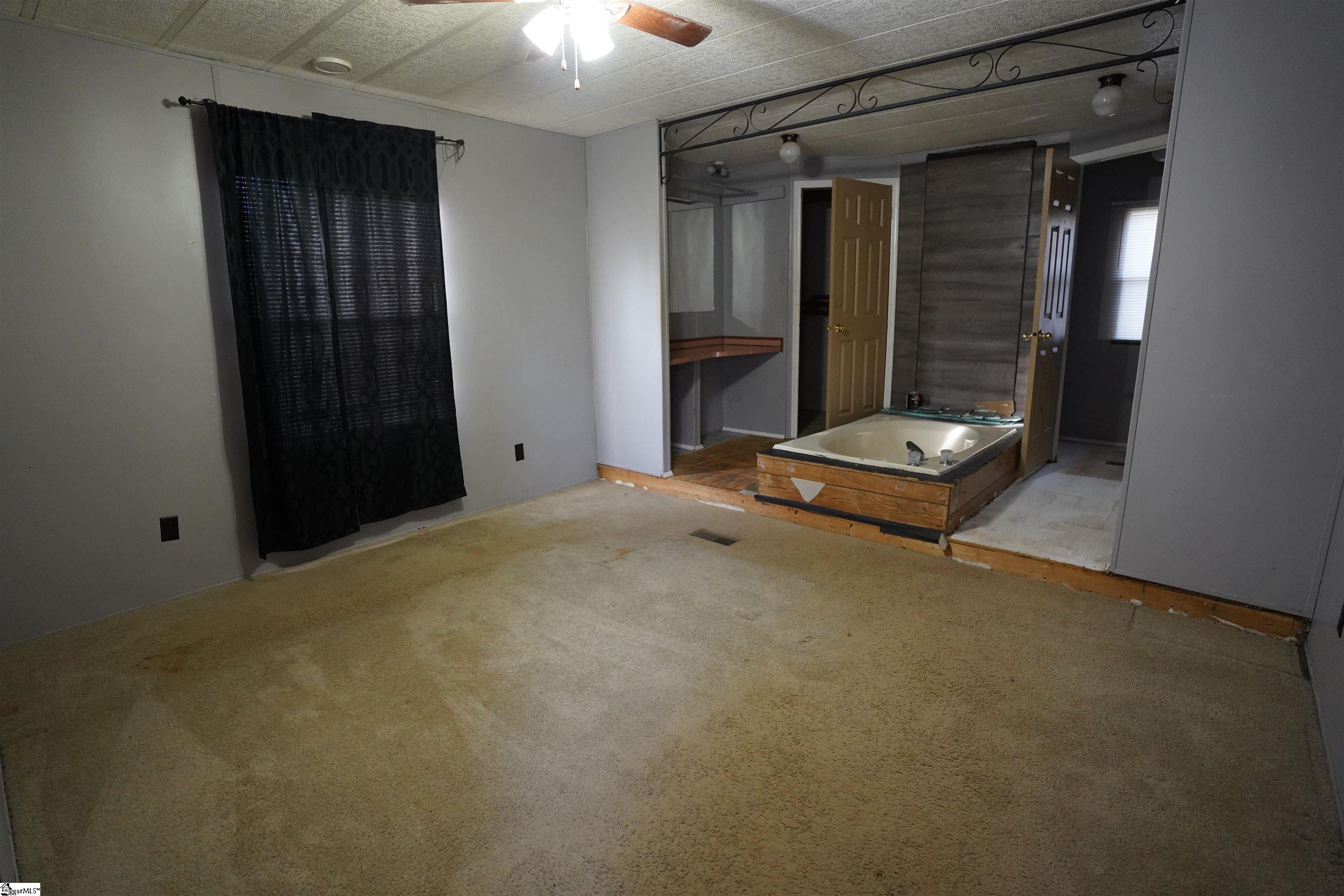 416 Bulls Road, Taylors, SC, 29687