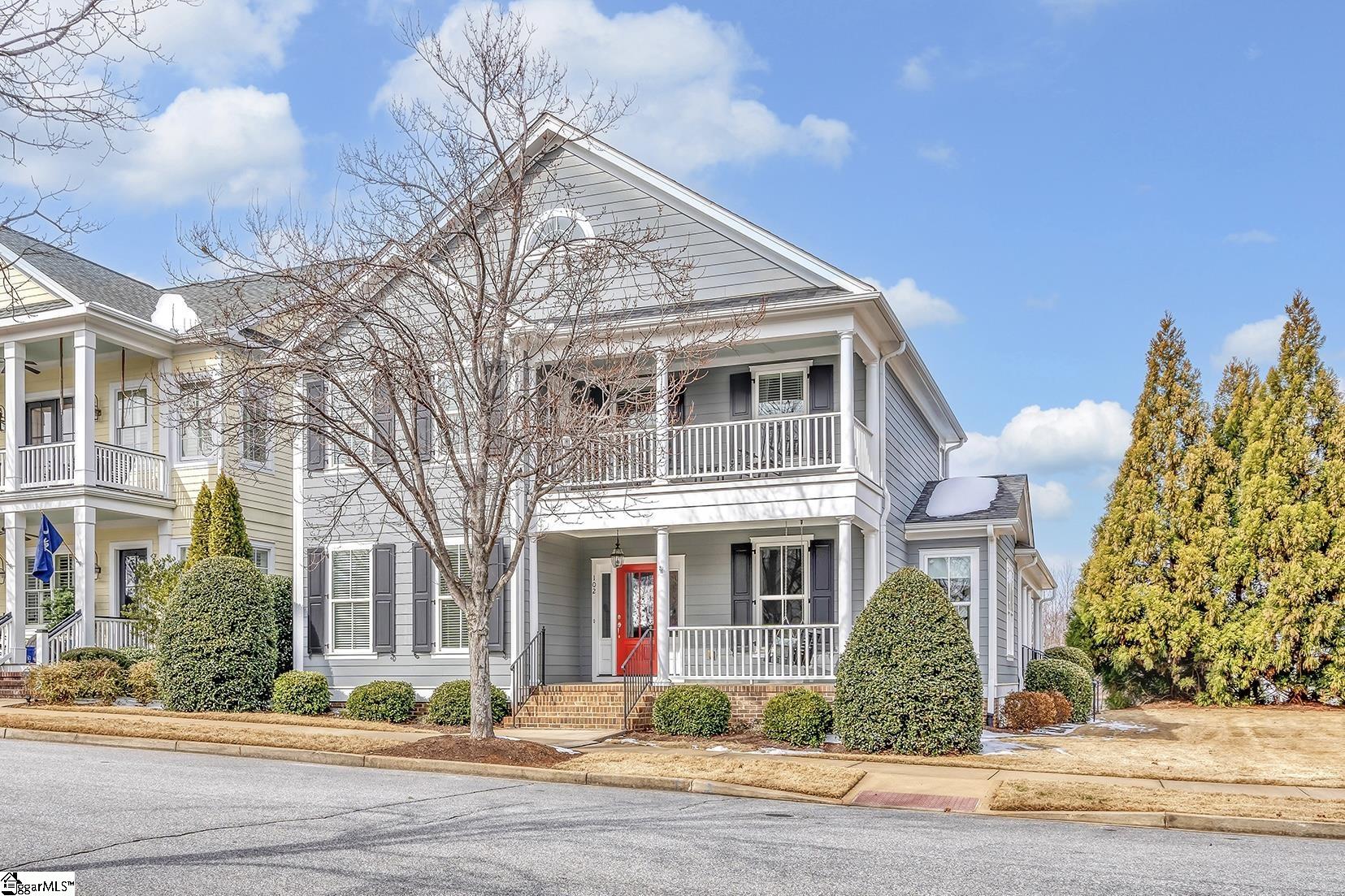 102 Hollingsworth Drive