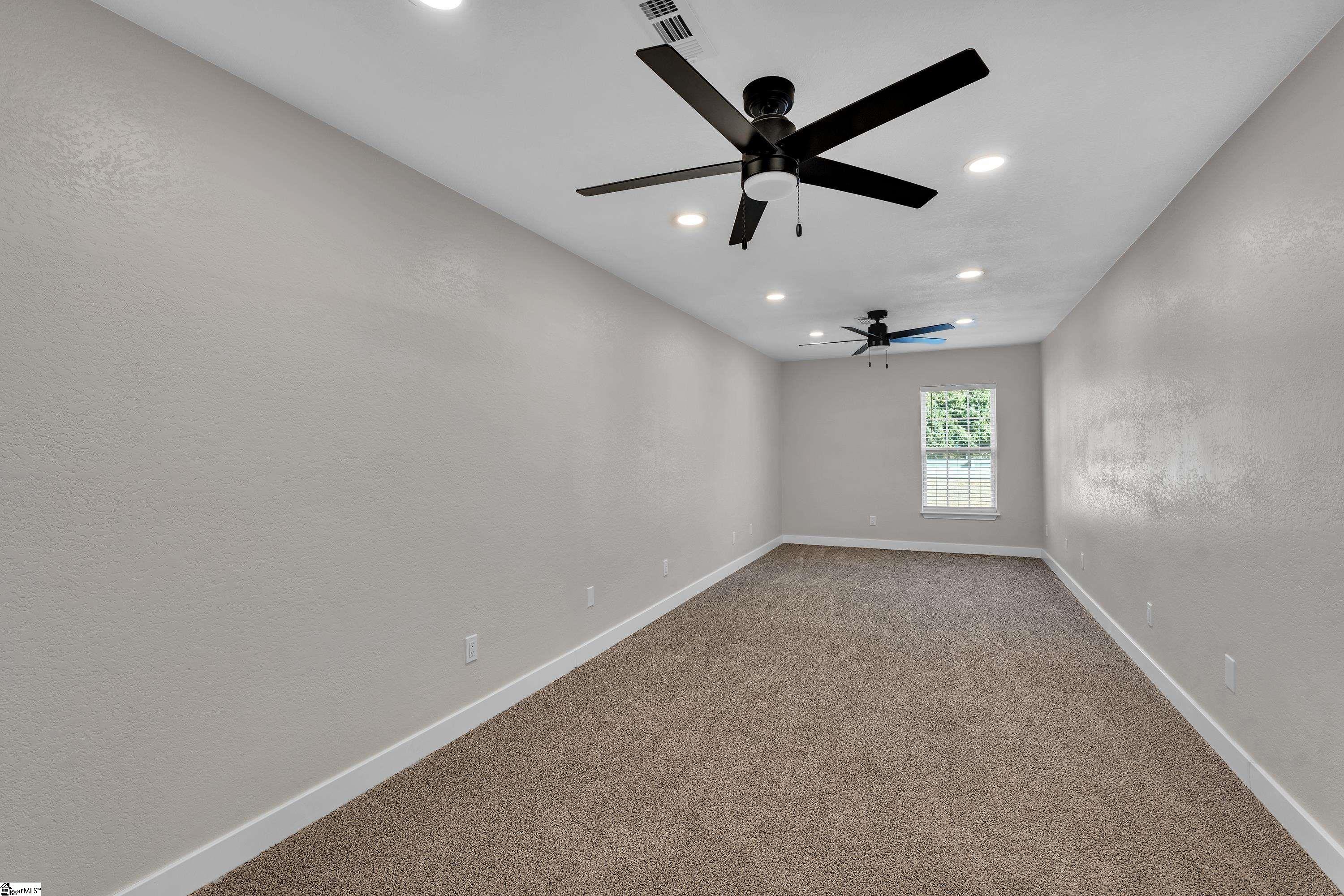 1841 Hudson Road photo 14