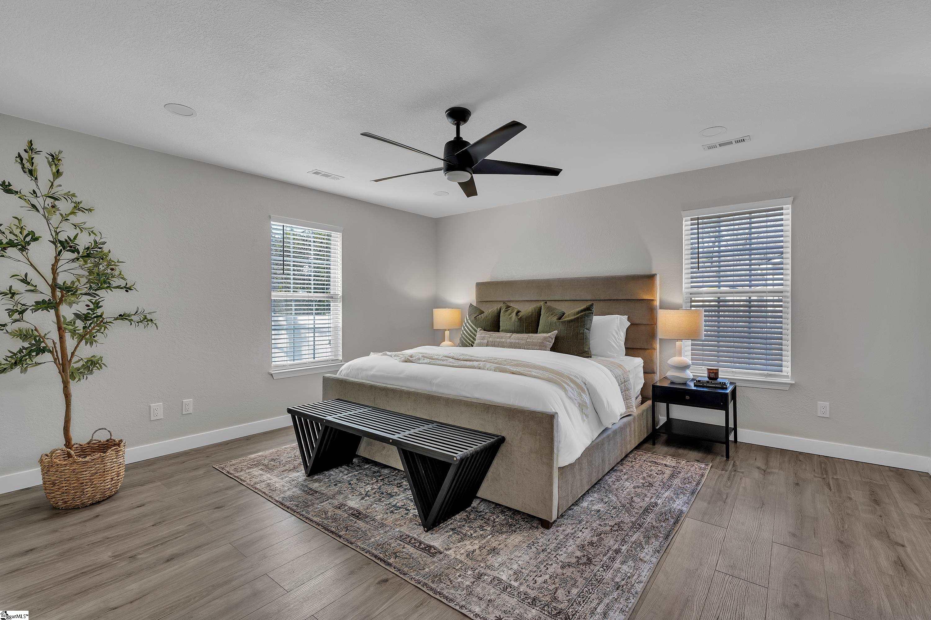 1841 Hudson Road photo 19