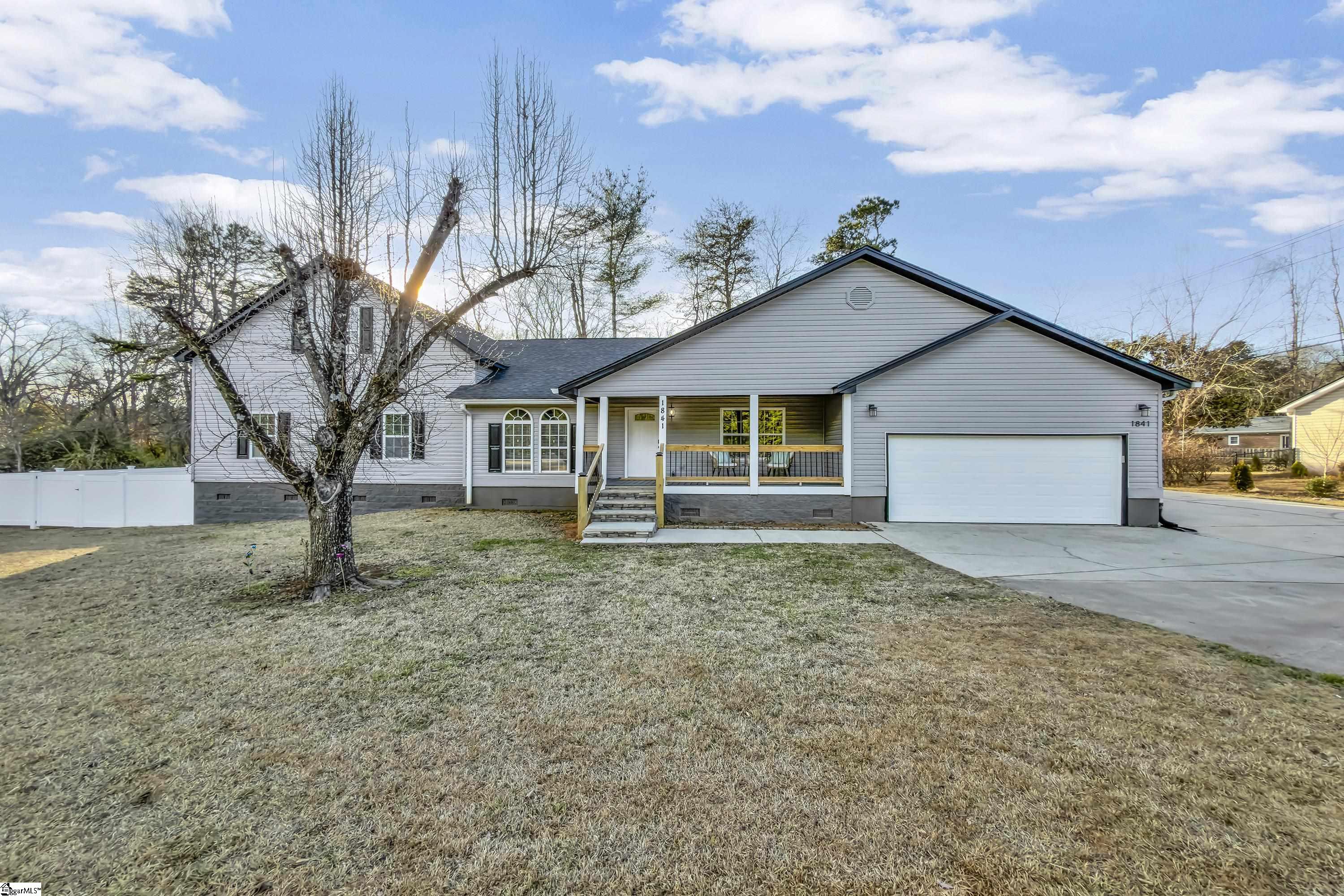 1841 Hudson Road photo 38