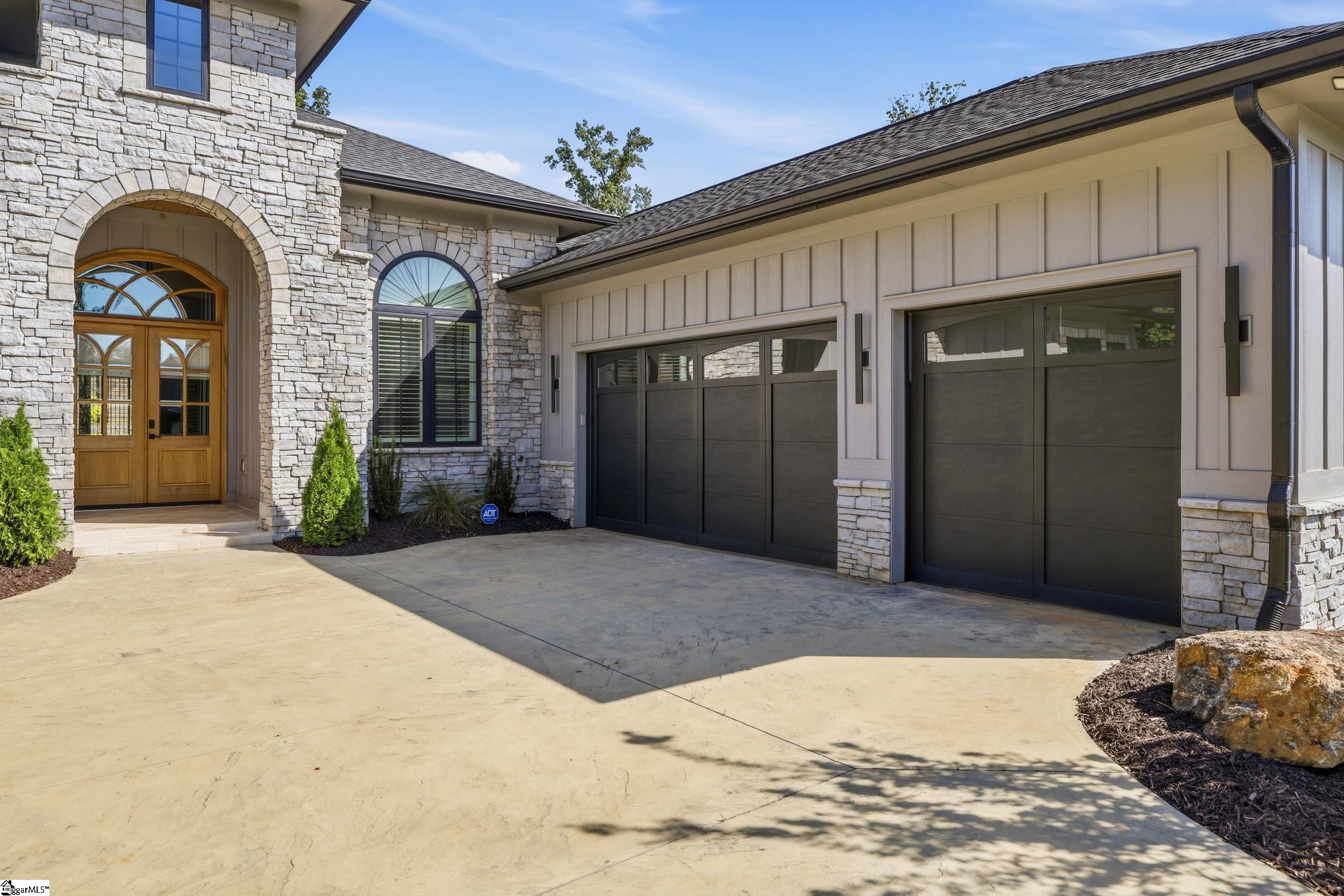 909 Pelham Road, Greenville SC 29615
