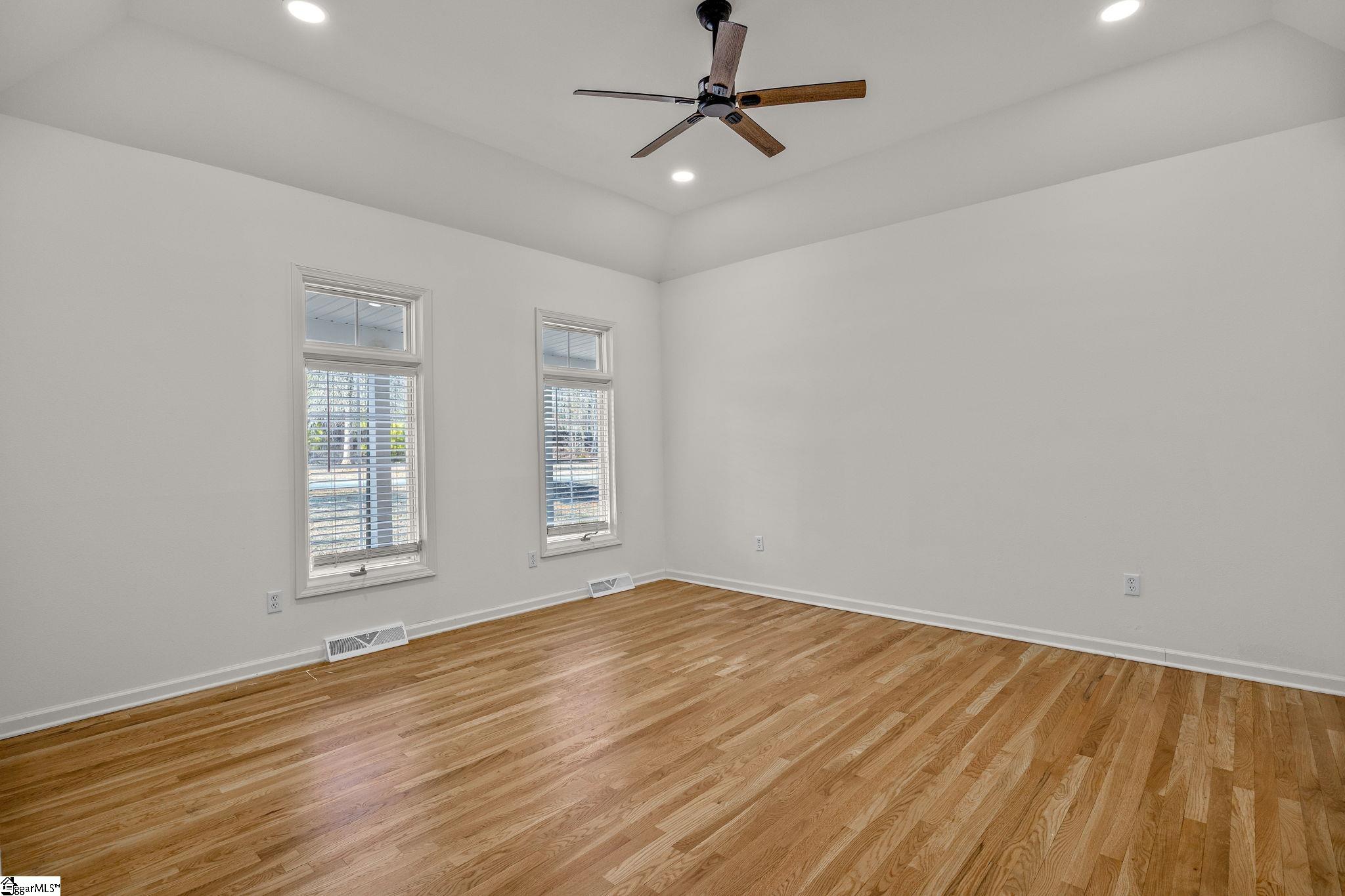 1 Sweetbriar Court photo 19