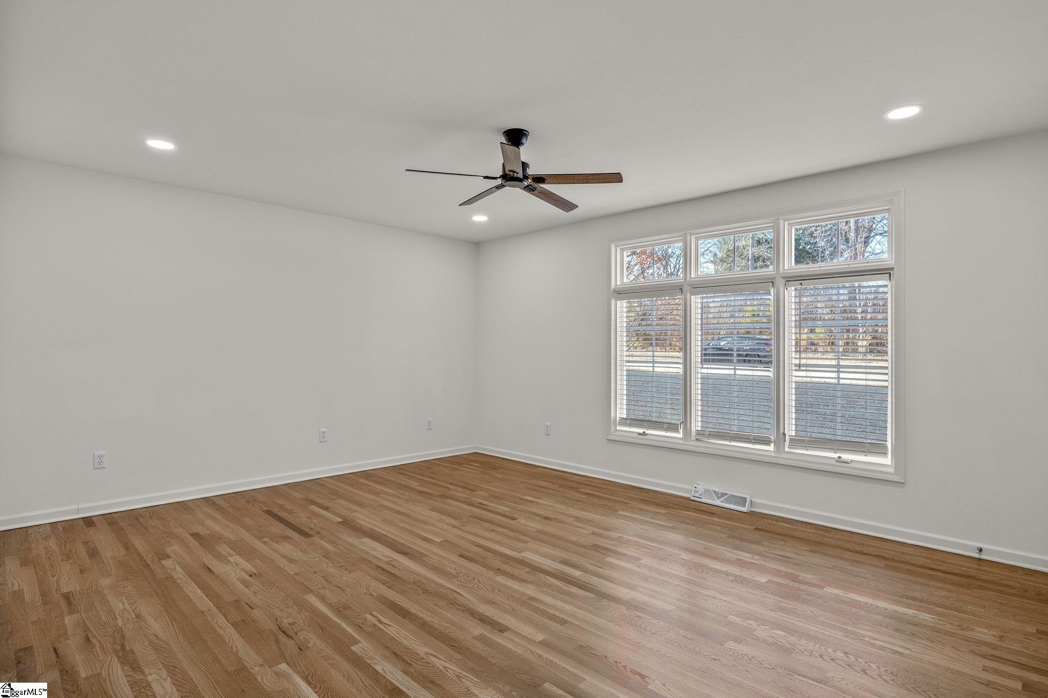 1 Sweetbriar Court photo 20