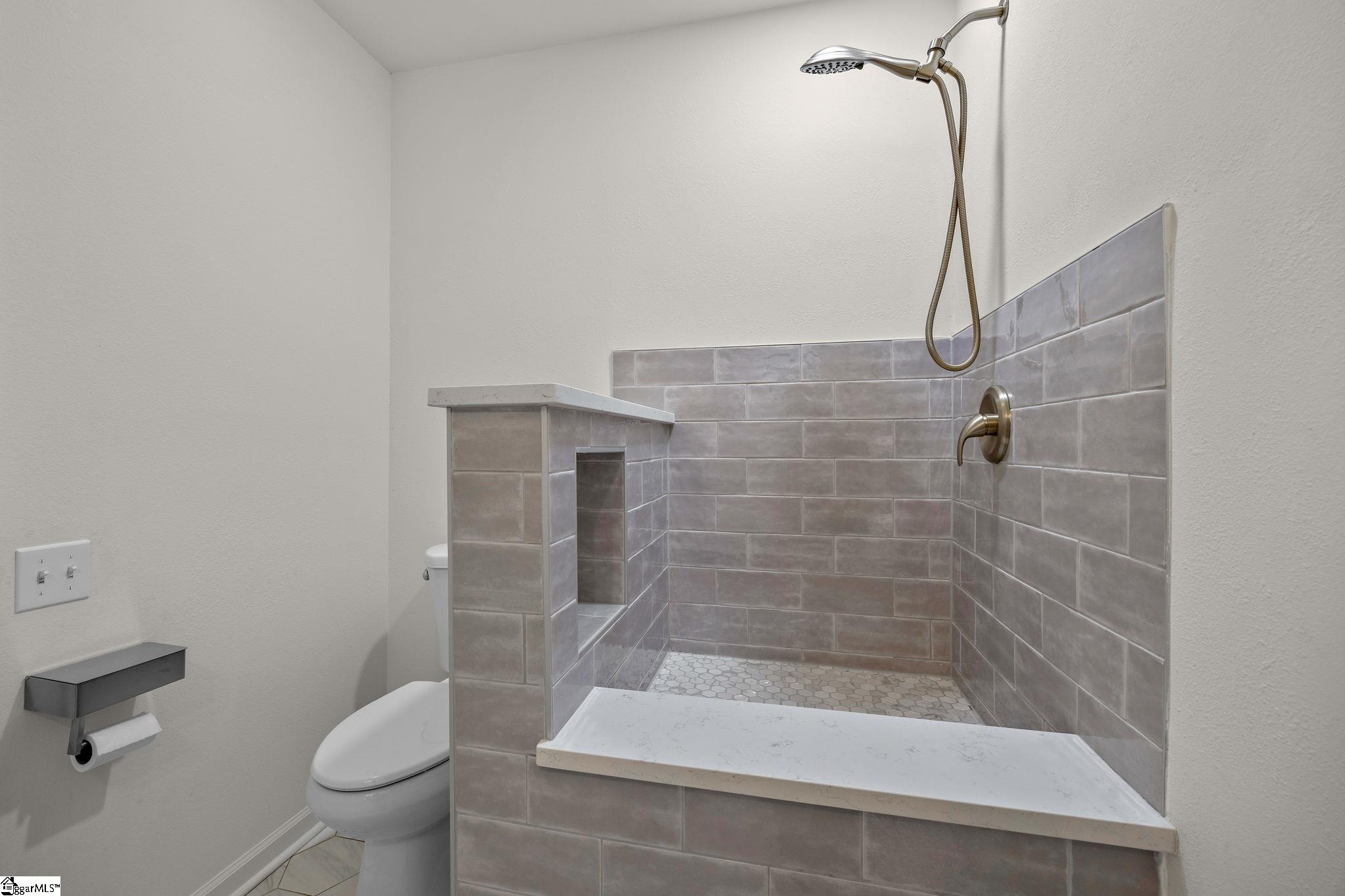 1 Sweetbriar Court photo 26