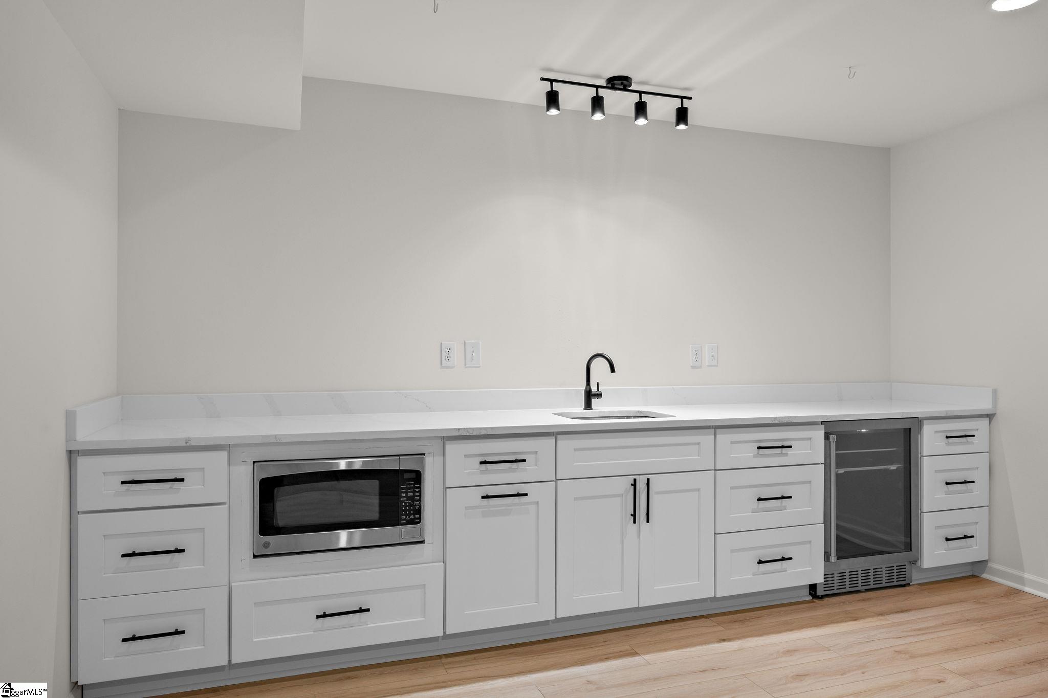 1 Sweetbriar Court photo 32