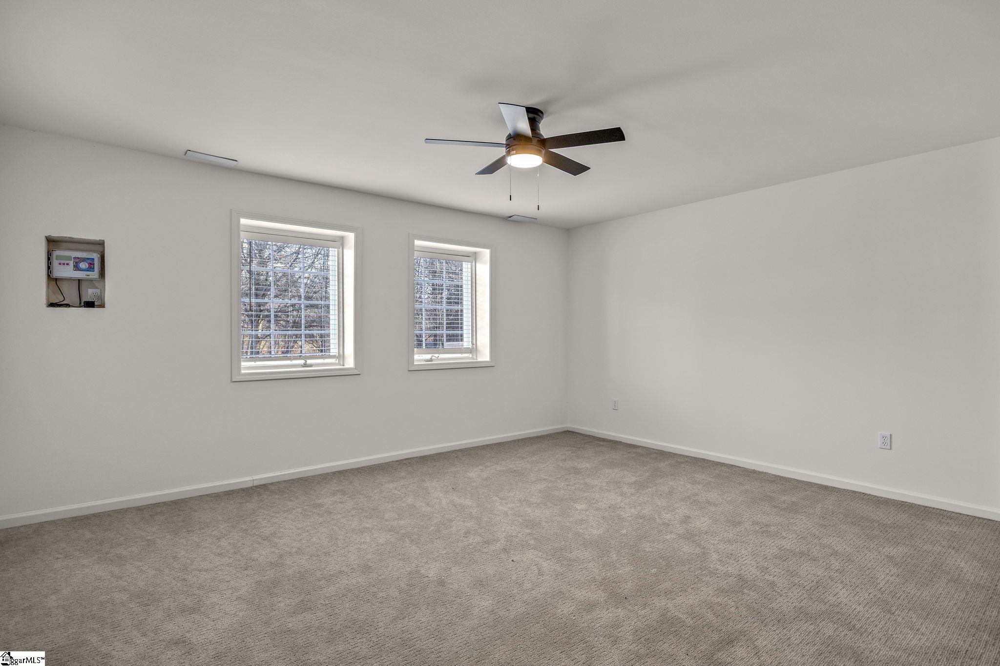 1 Sweetbriar Court photo 38