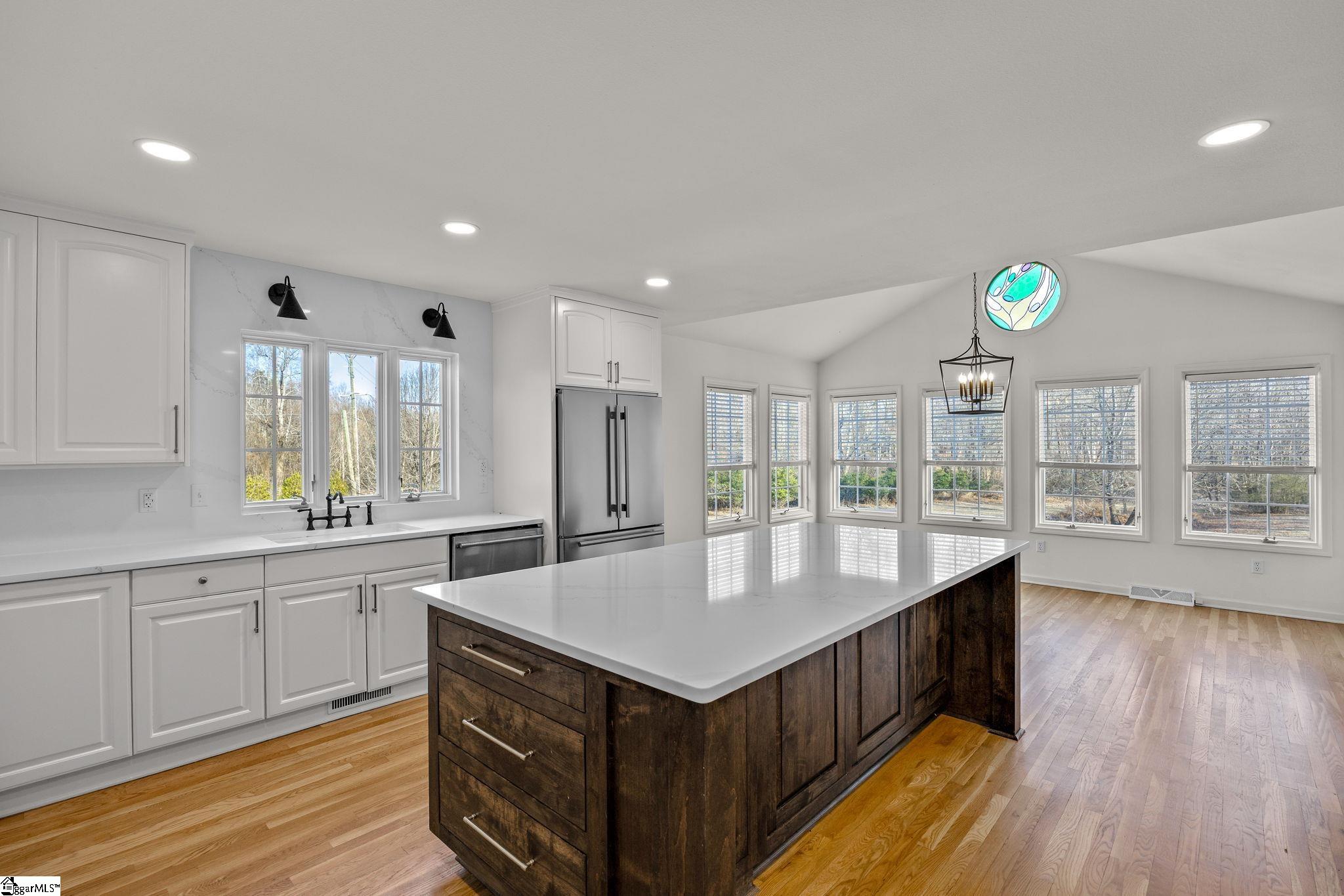 1 Sweetbriar Court photo 10
