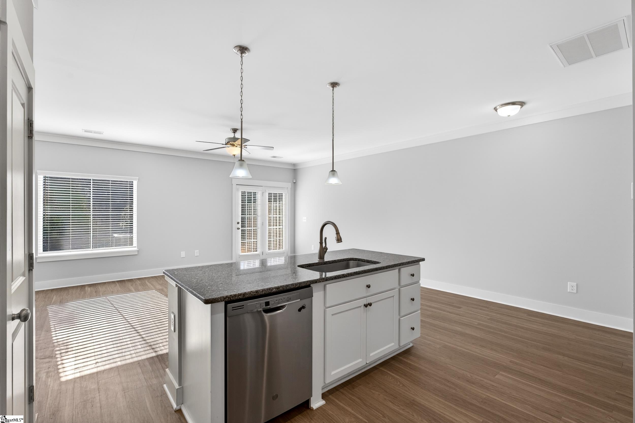 706 Elmbrook Drive Simpsonville, SC 29681-5934