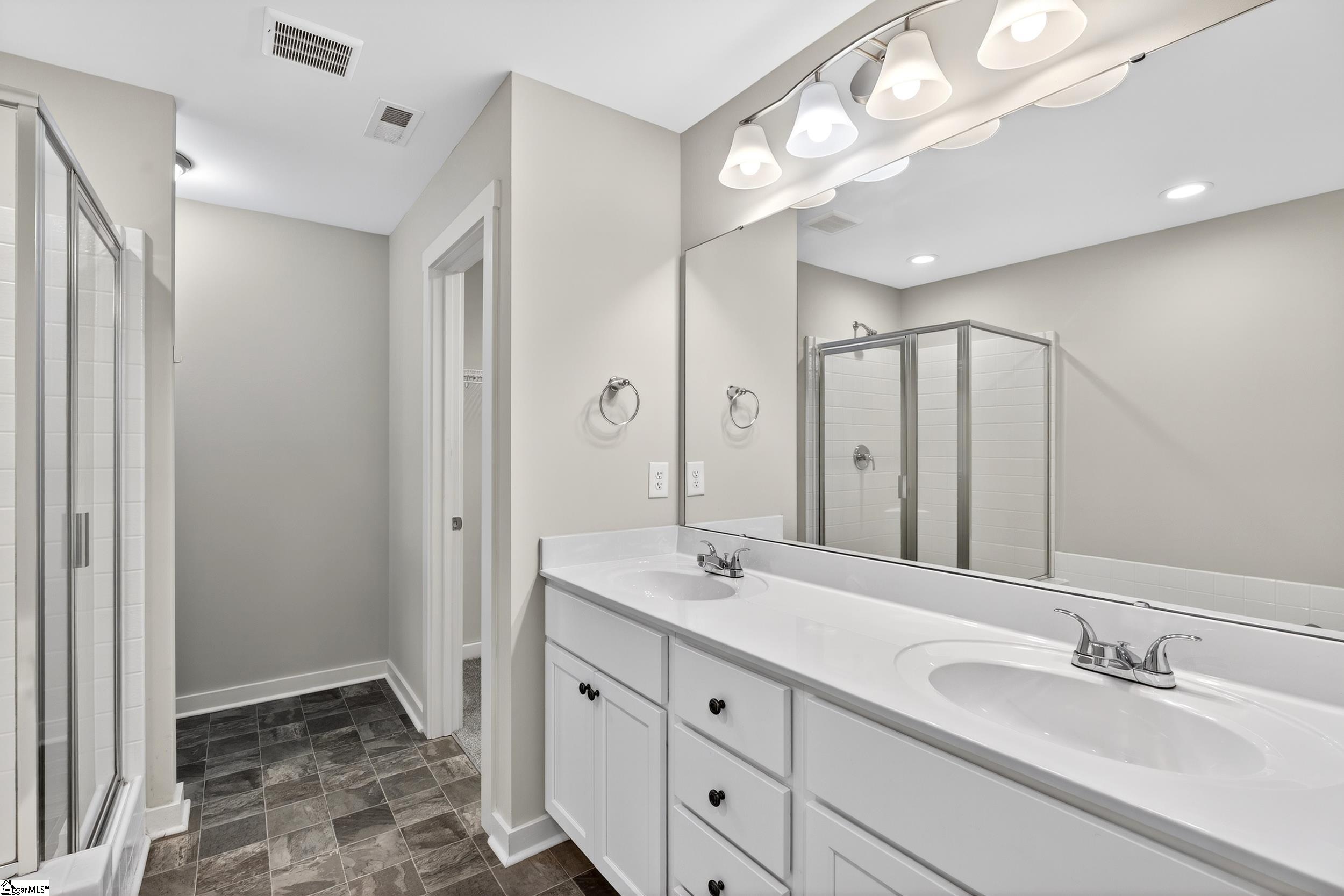 706 Elmbrook Drive Simpsonville, SC 29681-5934