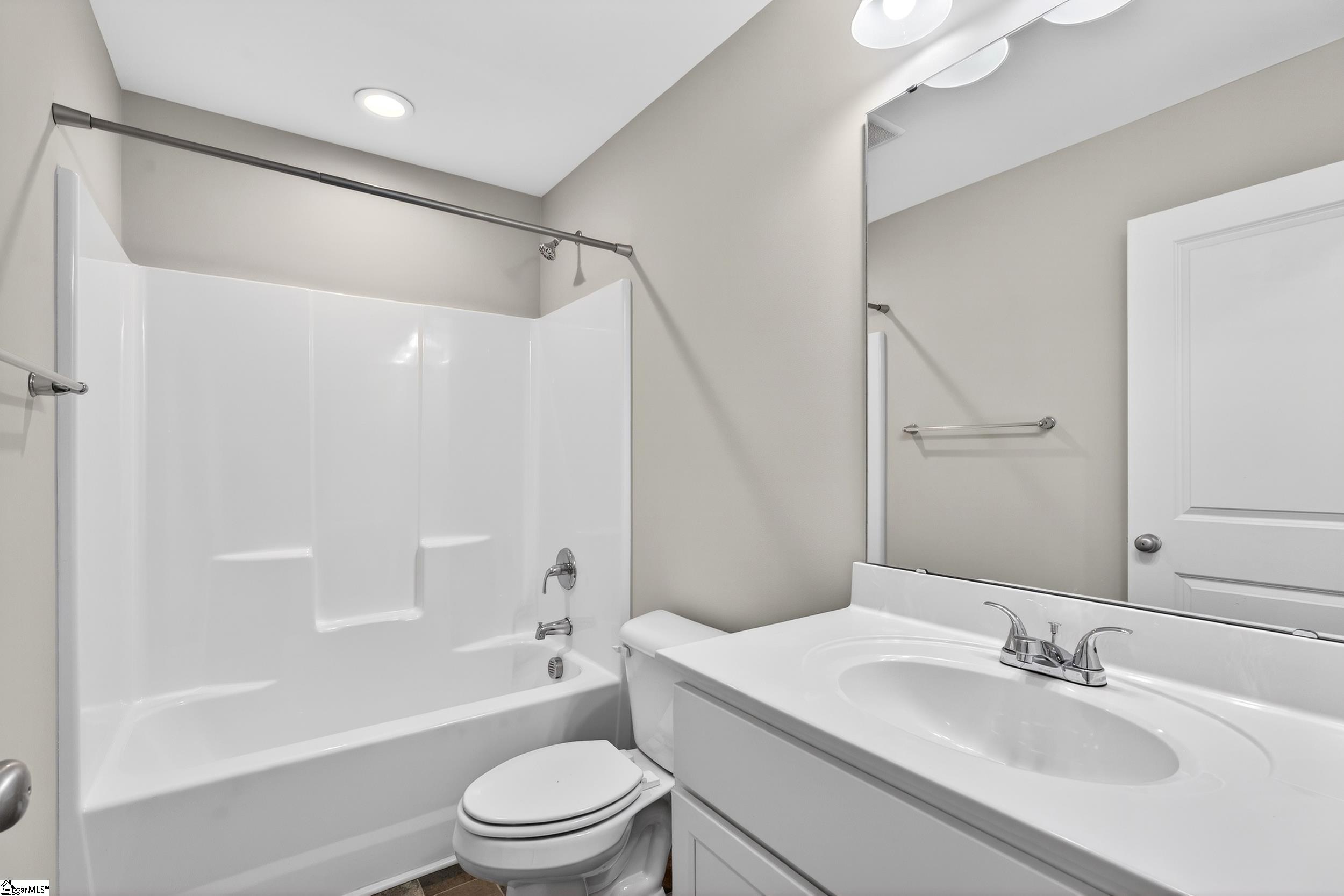 706 Elmbrook Drive Simpsonville, SC 29681-5934