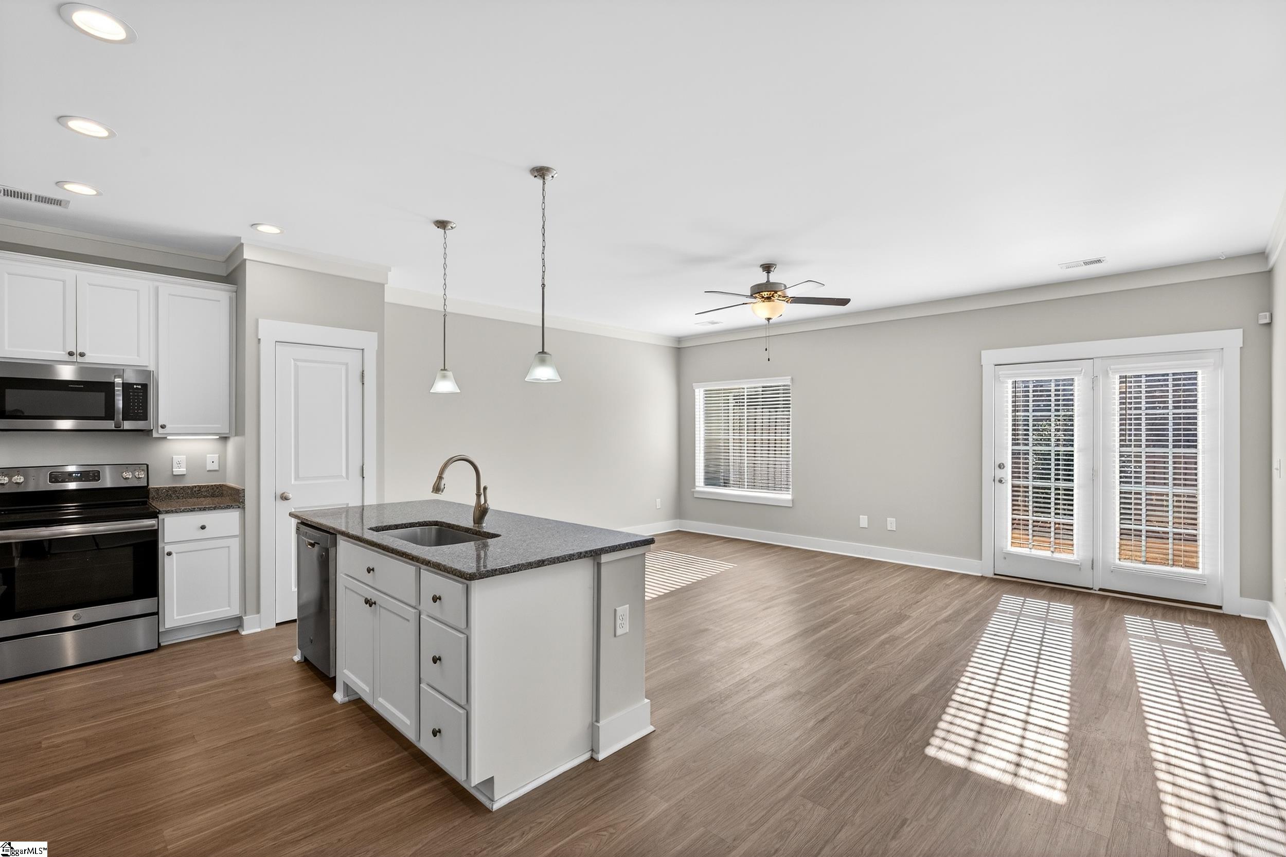 706 Elmbrook Drive Simpsonville, SC 29681-5934