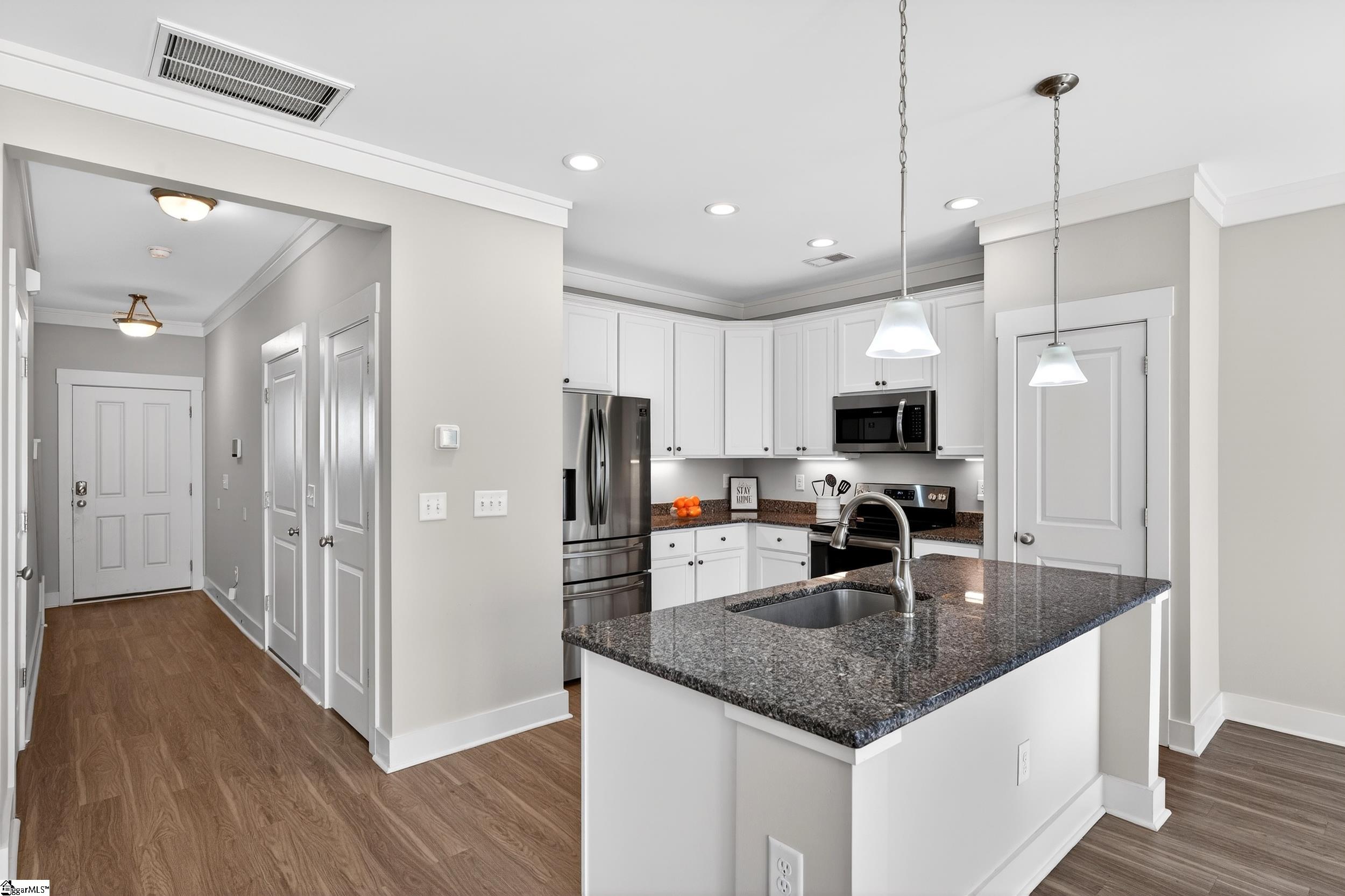 706 Elmbrook Drive Simpsonville, SC 29681-5934