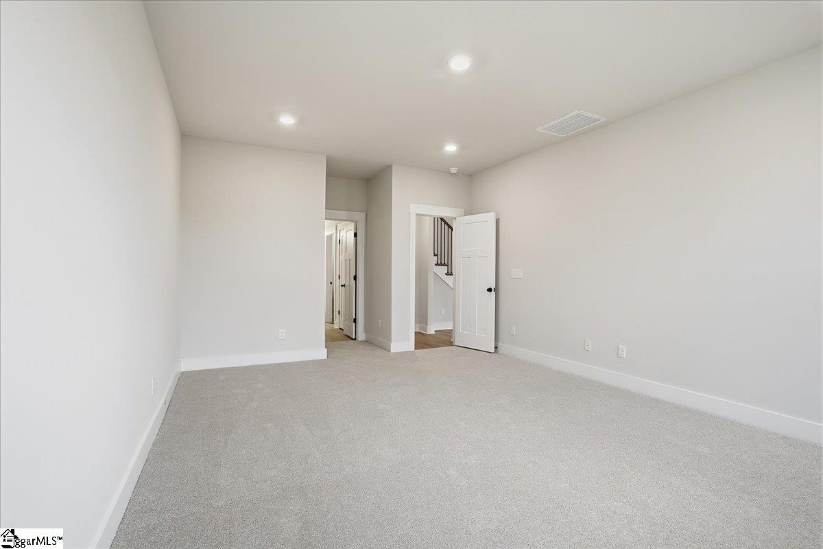 1014 Fox Hollow Street Spartanburg, SC 29303