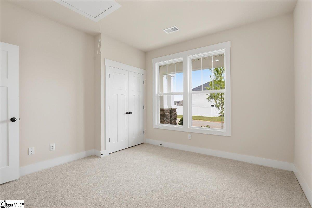 1014 Fox Hollow Street Spartanburg, SC 29303