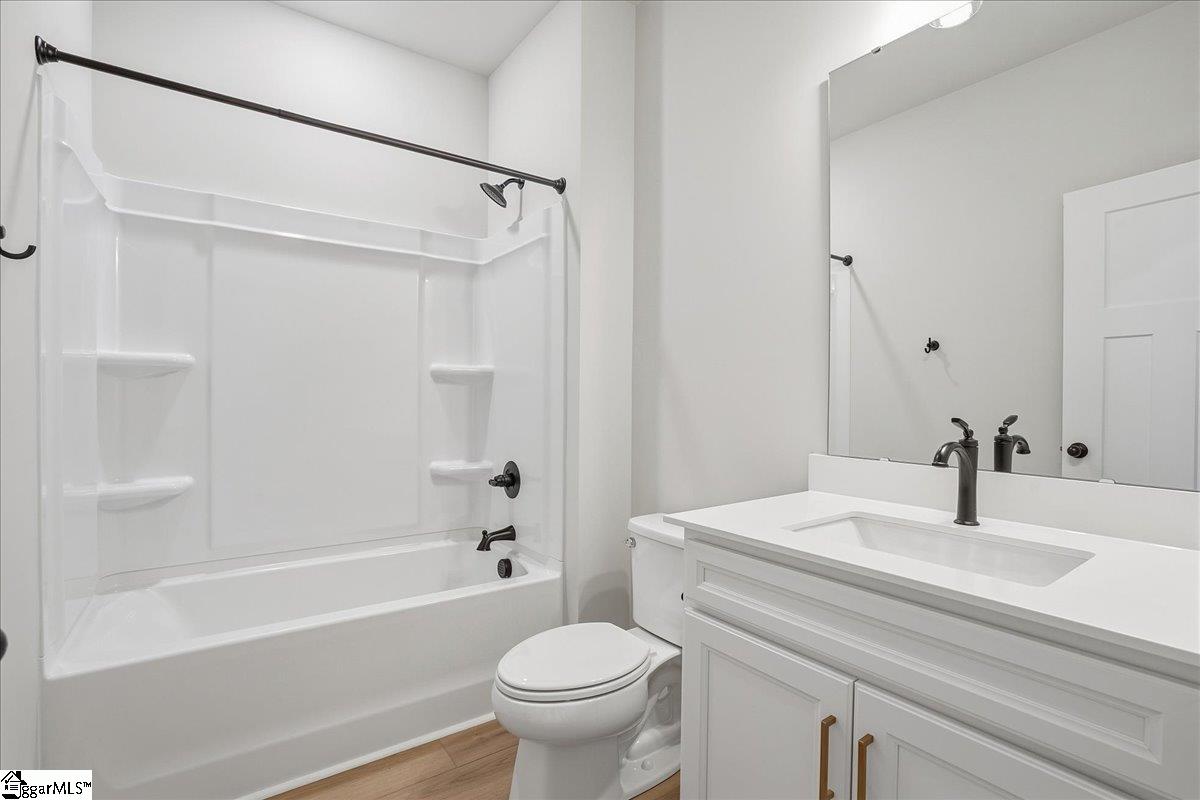 1014 Fox Hollow Street Spartanburg, SC 29303