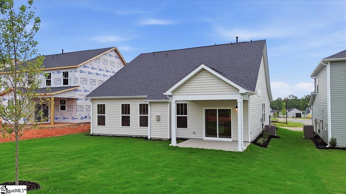 1014 Fox Hollow Street Spartanburg, SC 29303