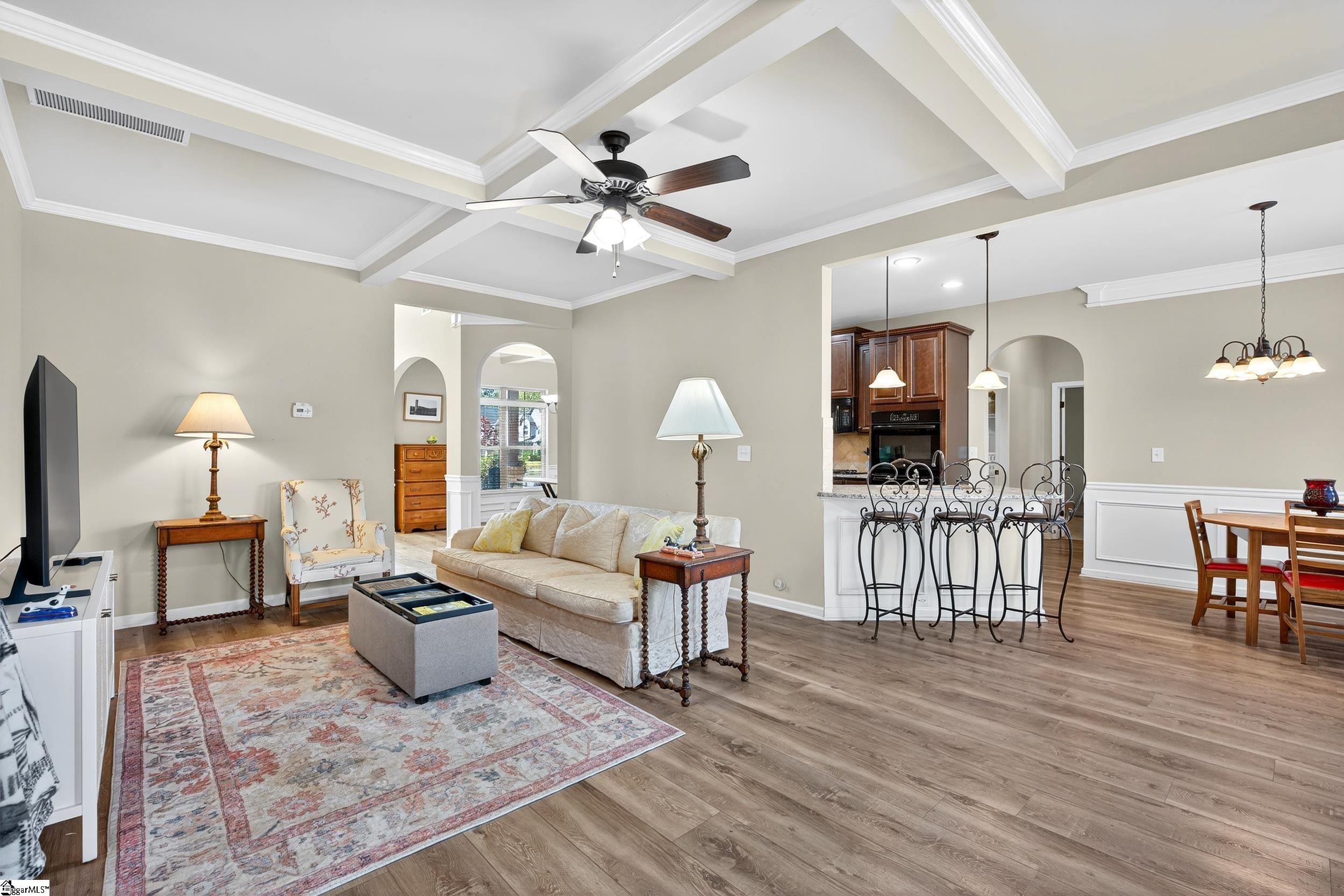 207 E Deer Drive Greenville, SC 29611