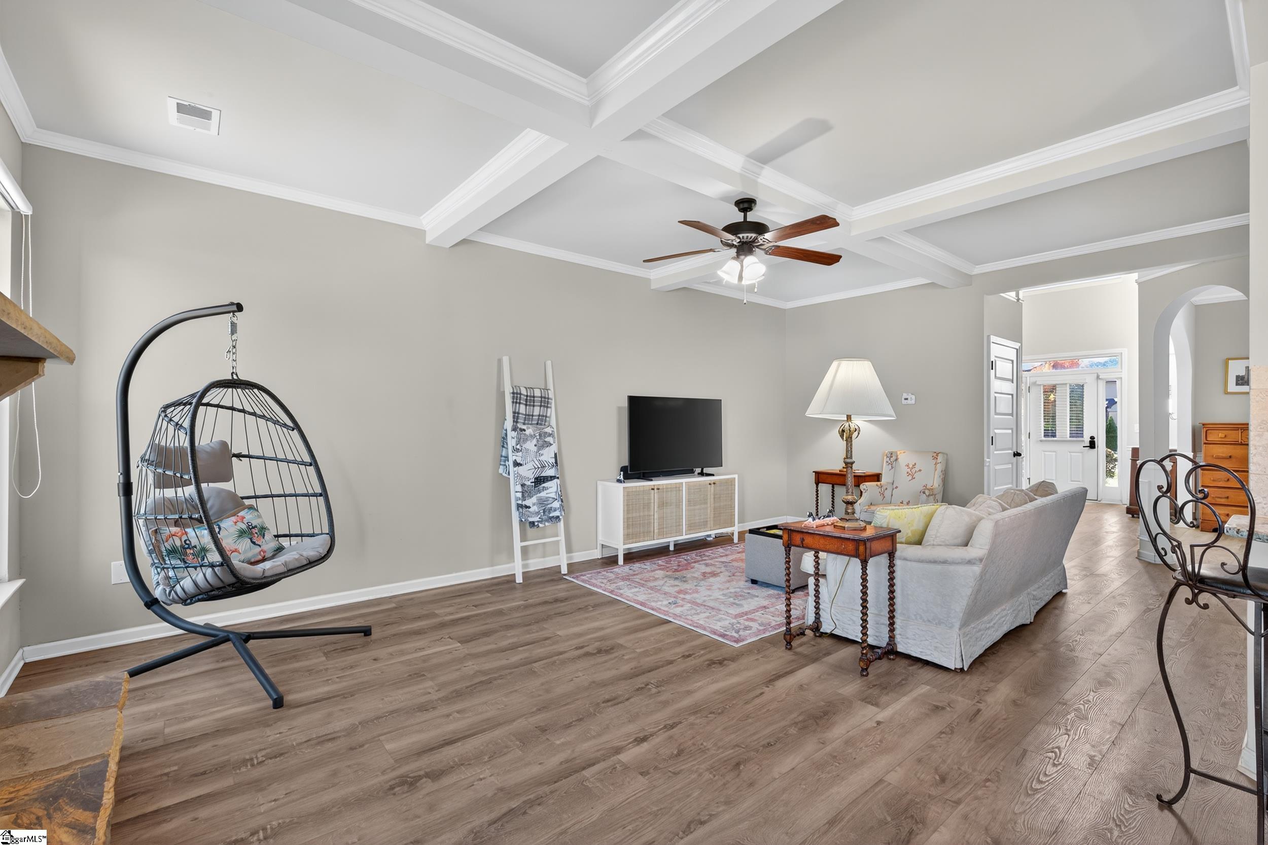 207 E Deer Drive Greenville, SC 29611