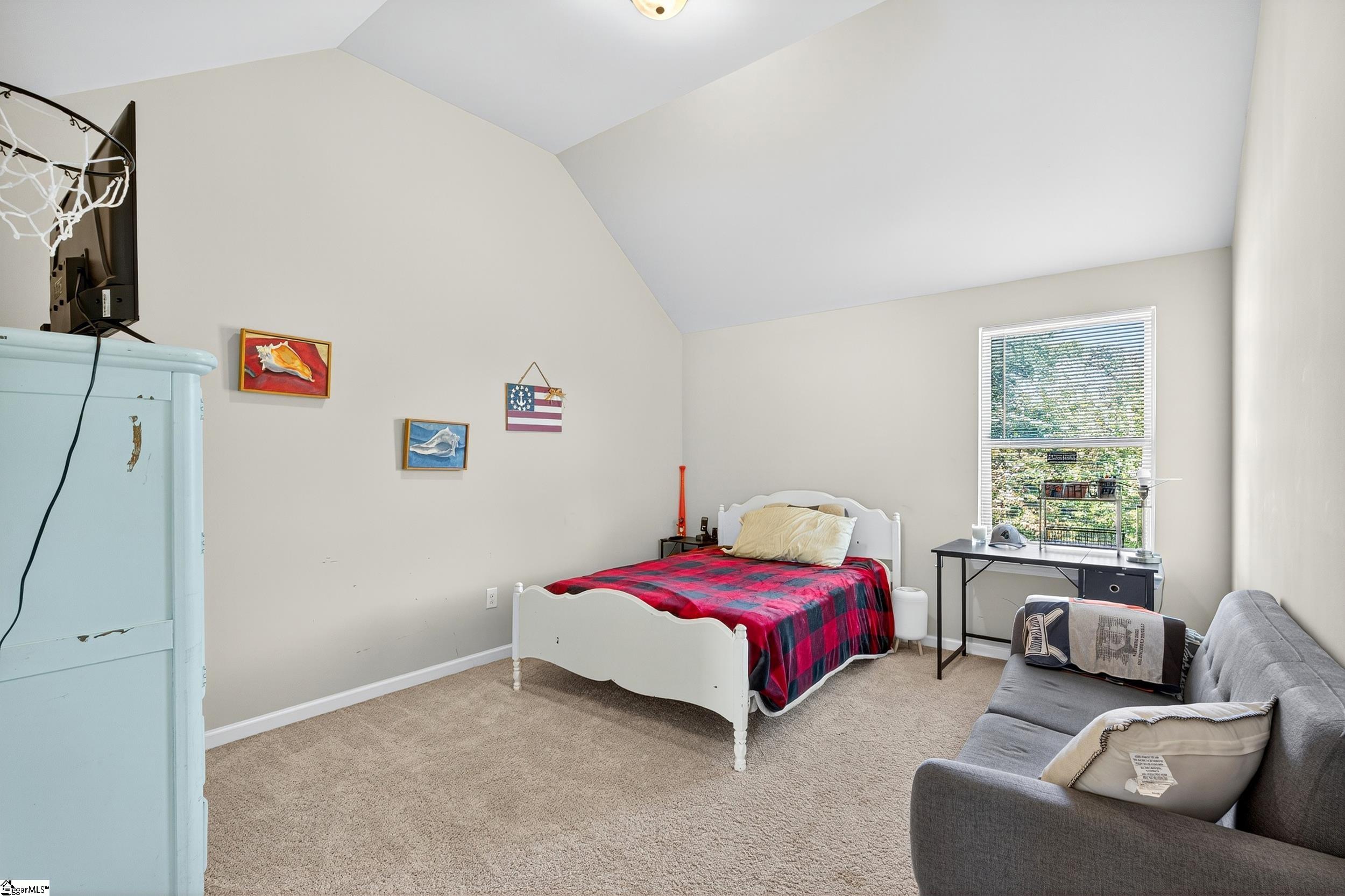 207 E Deer Drive Greenville, SC 29611