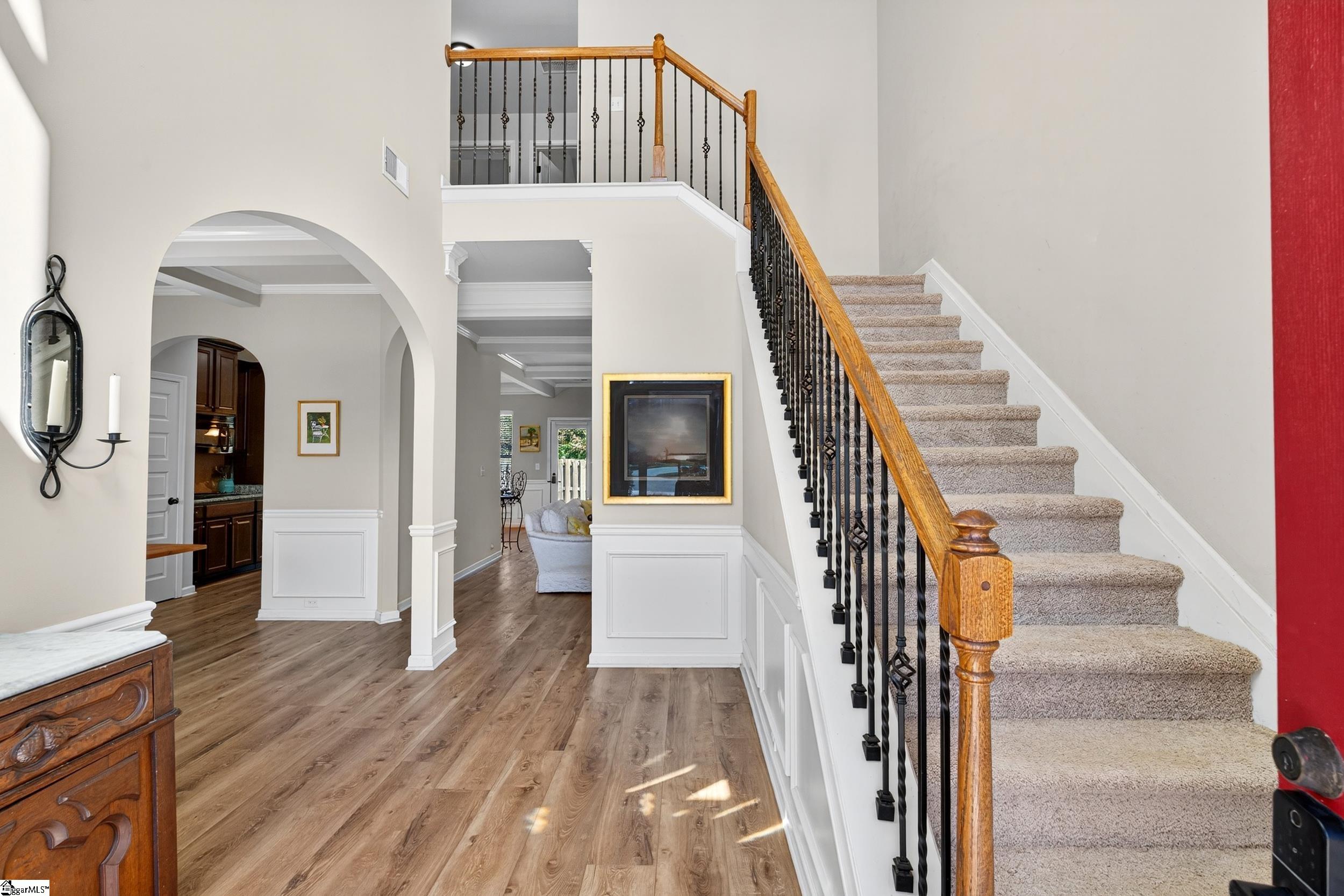 207 E Deer Drive Greenville, SC 29611