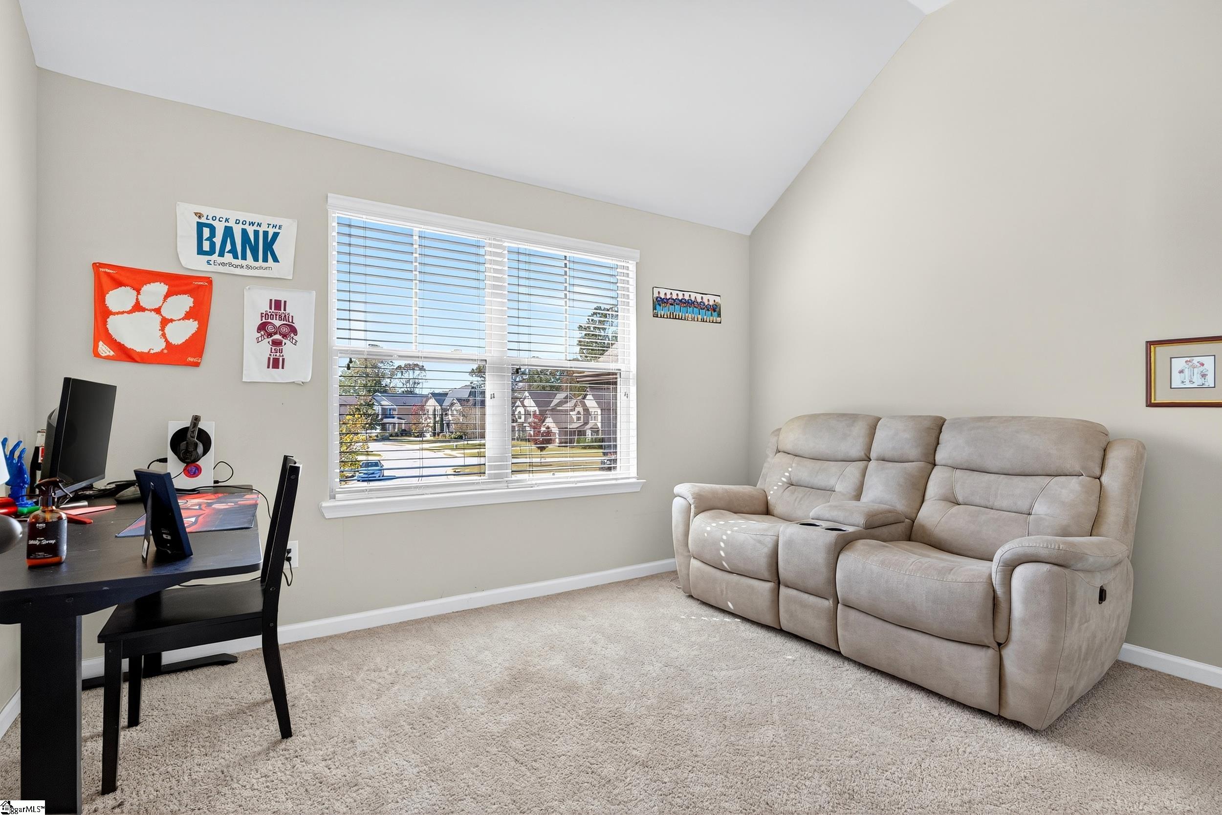 207 E Deer Drive Greenville, SC 29611