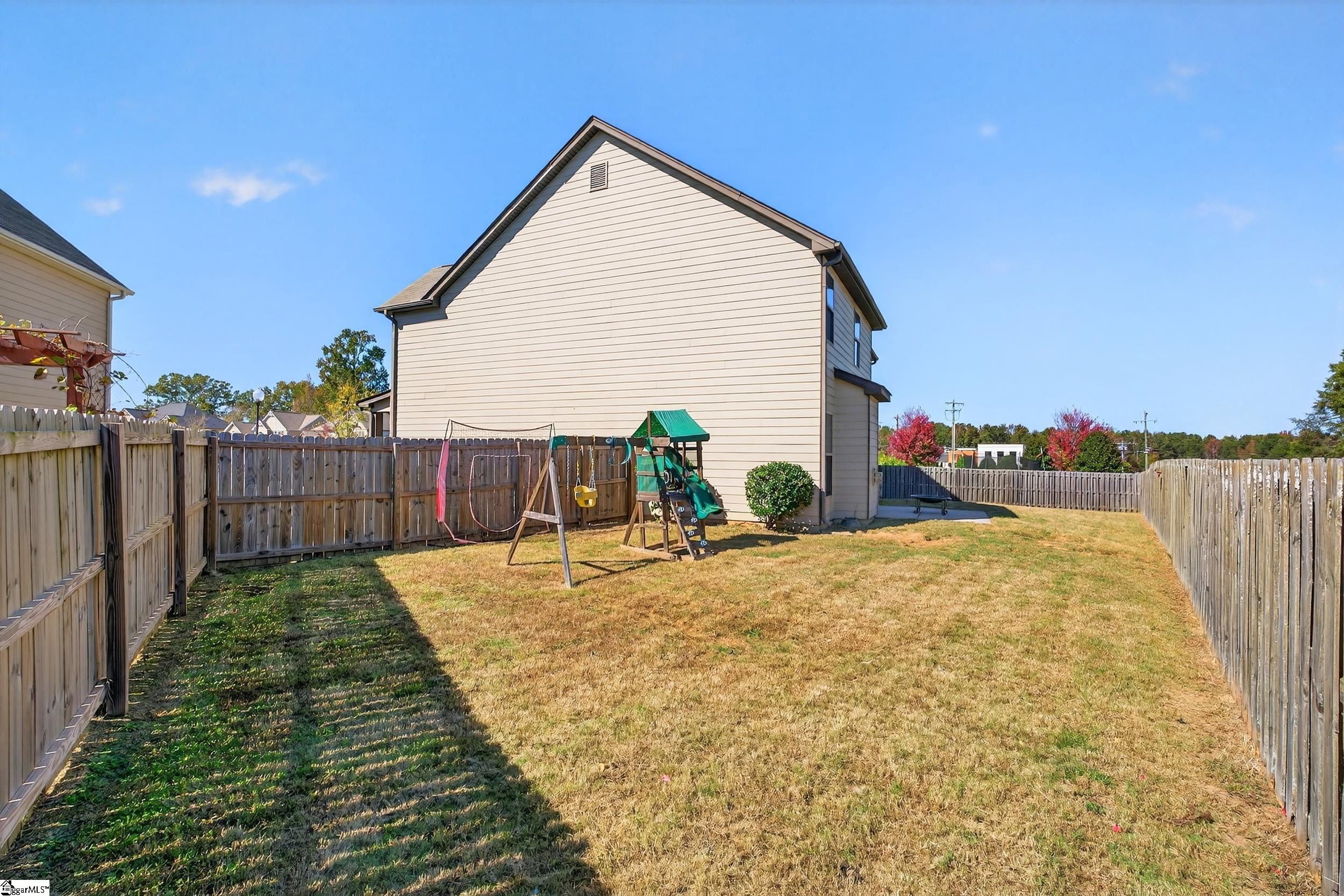 207 E Deer Drive Greenville, SC 29611
