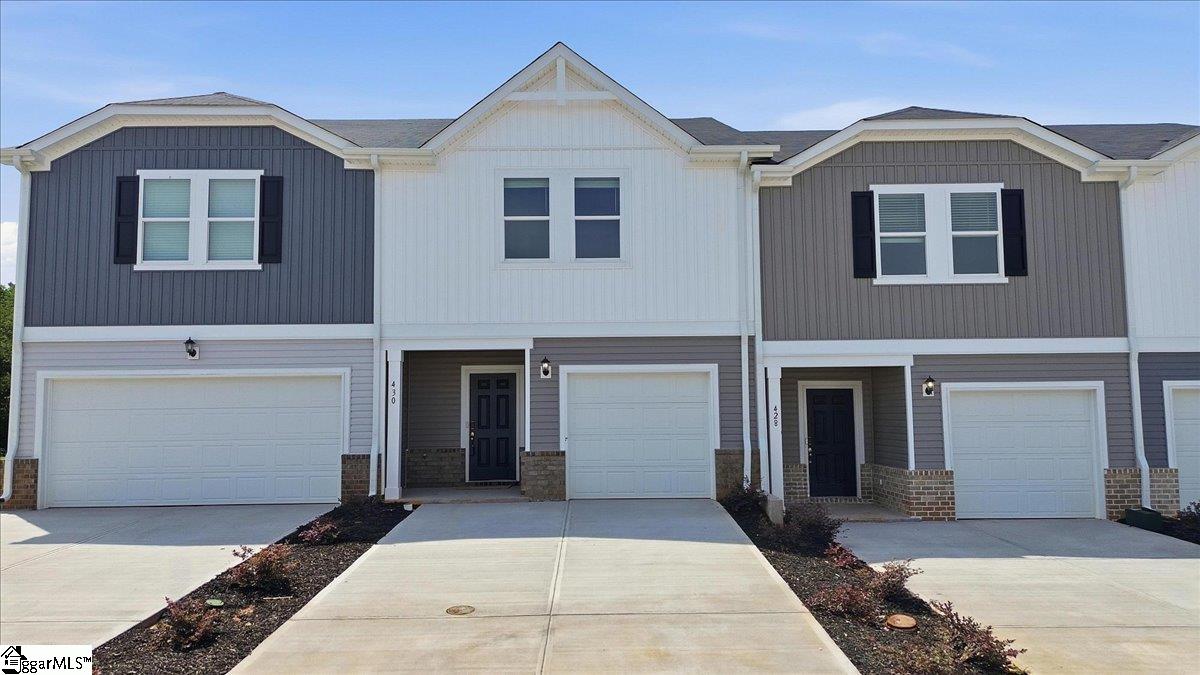430 Blissful Court Taylors, SC 29687