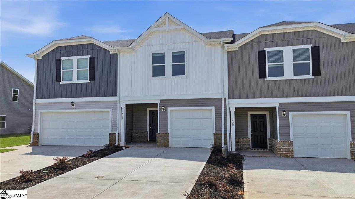 430 Blissful Court Taylors, SC 29687