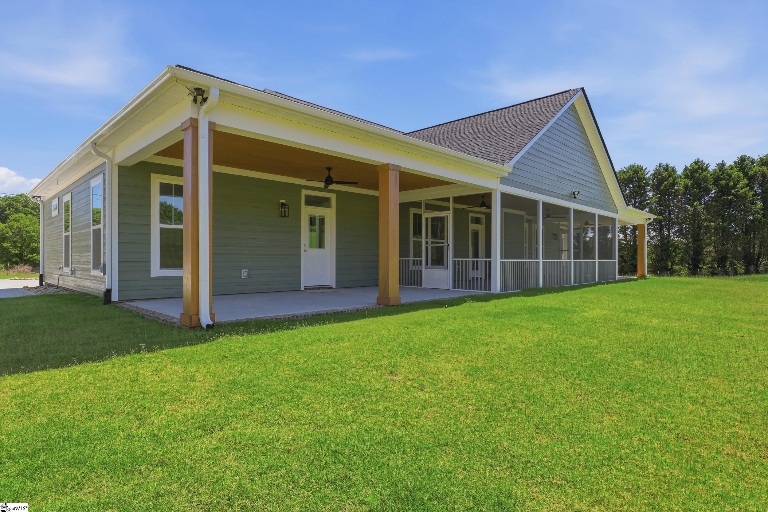 736 Stewart Gin Road Liberty, SC 29657