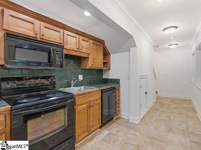 201 King Eider Way Taylors, SC 29687