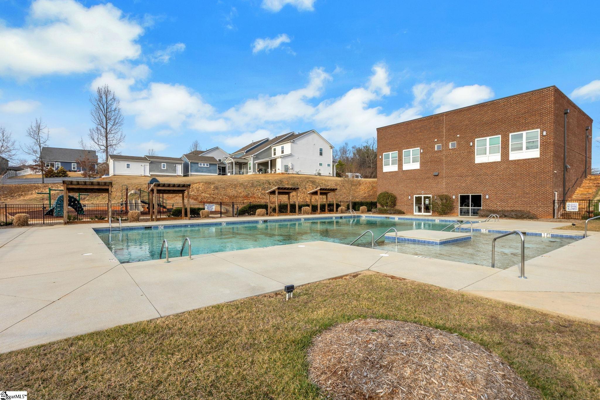 502 Townsend Avenue photo 40