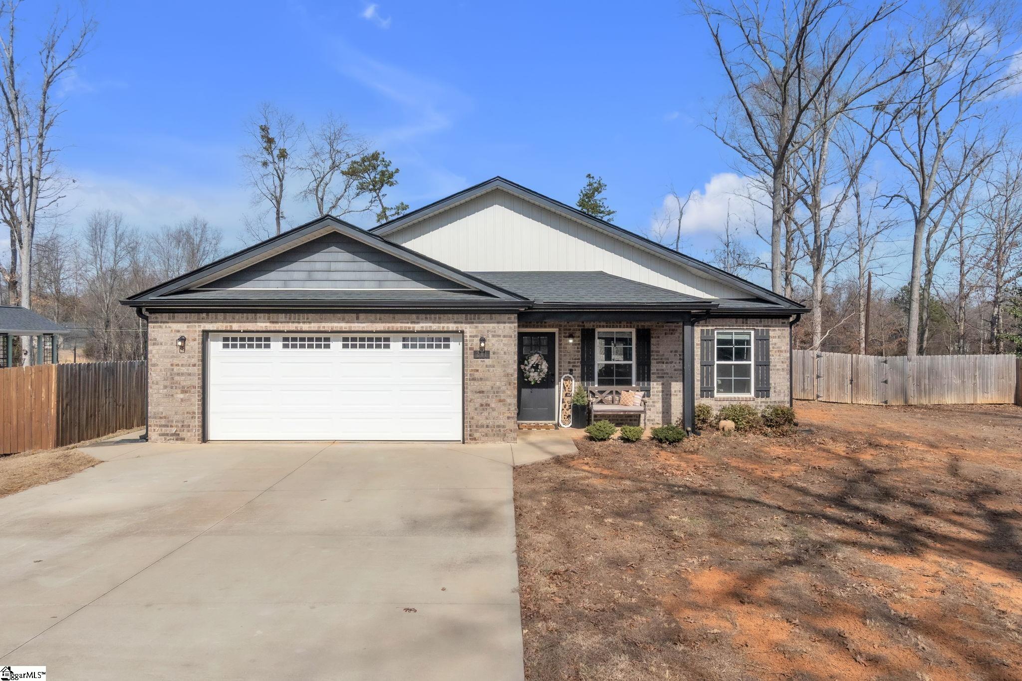 201 Lee Drive photo 1