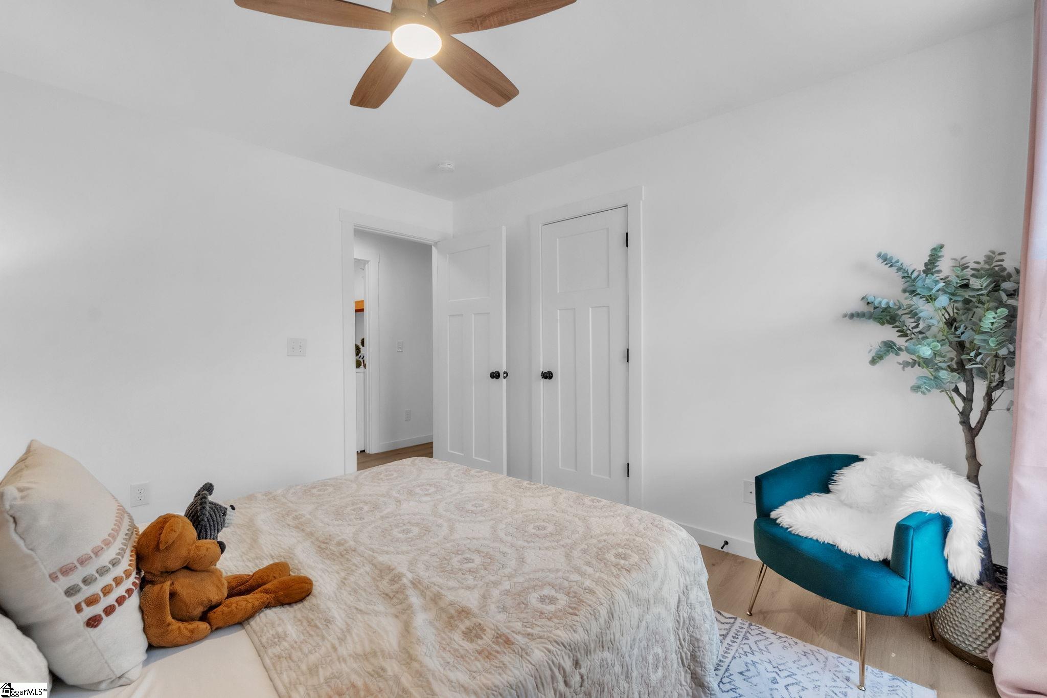 201 Lee Drive photo 20