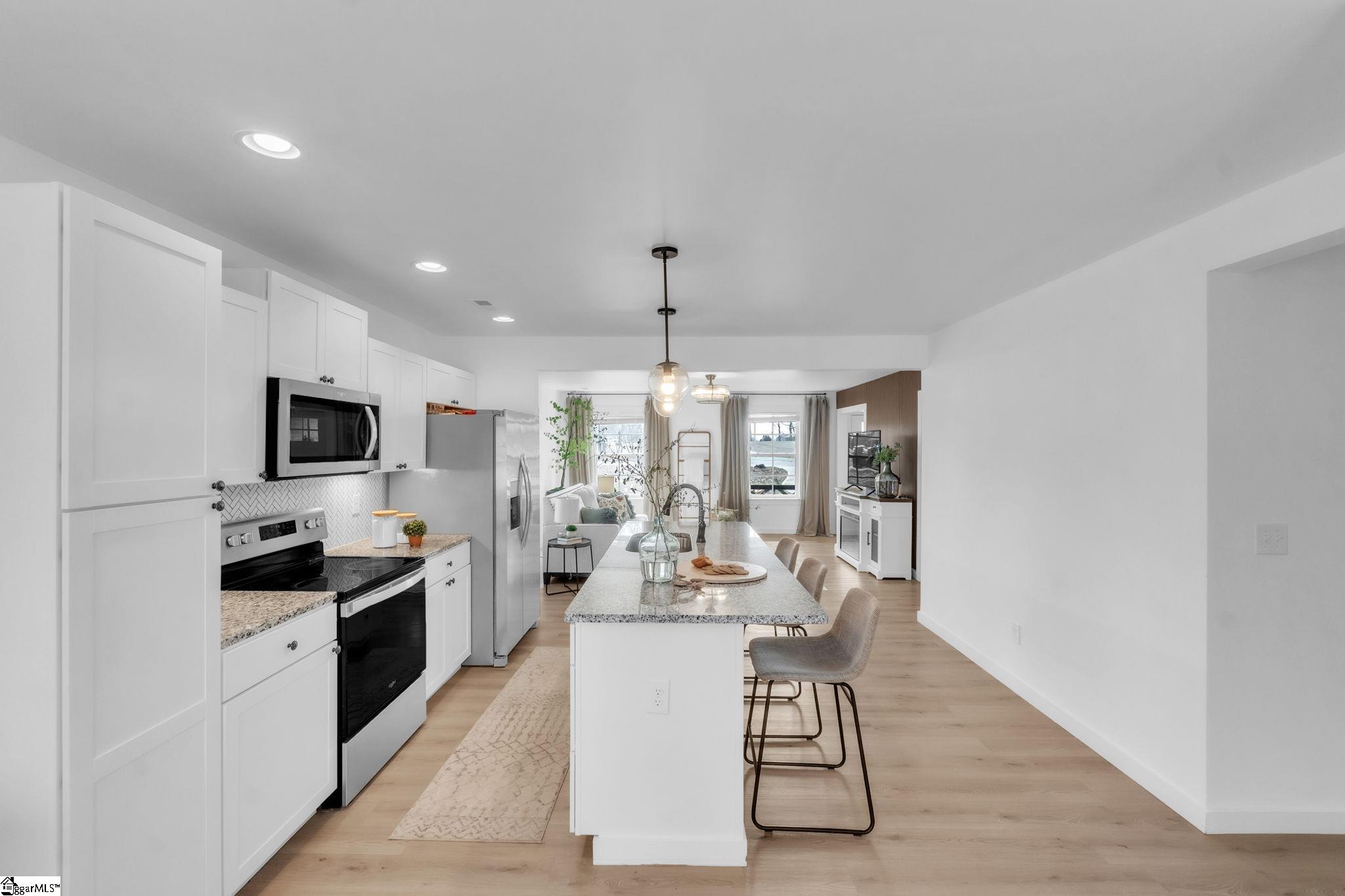 201 Lee Drive photo 9