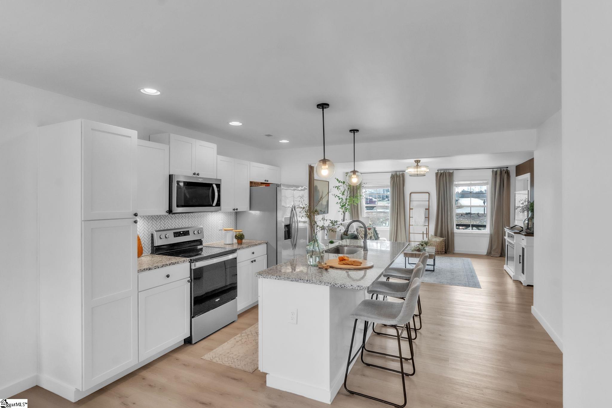 201 Lee Drive photo 10