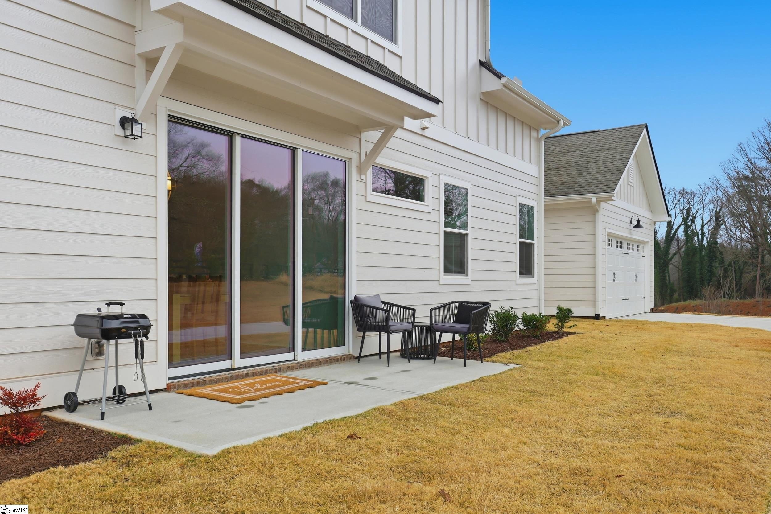 100 Benjamin Boulevard photo 28