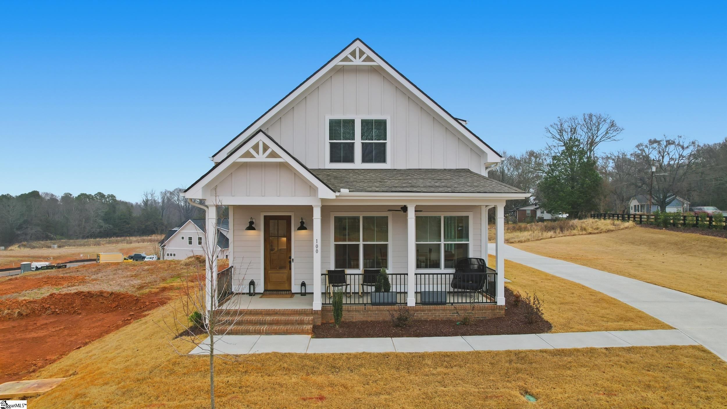 100 Benjamin Boulevard photo 37