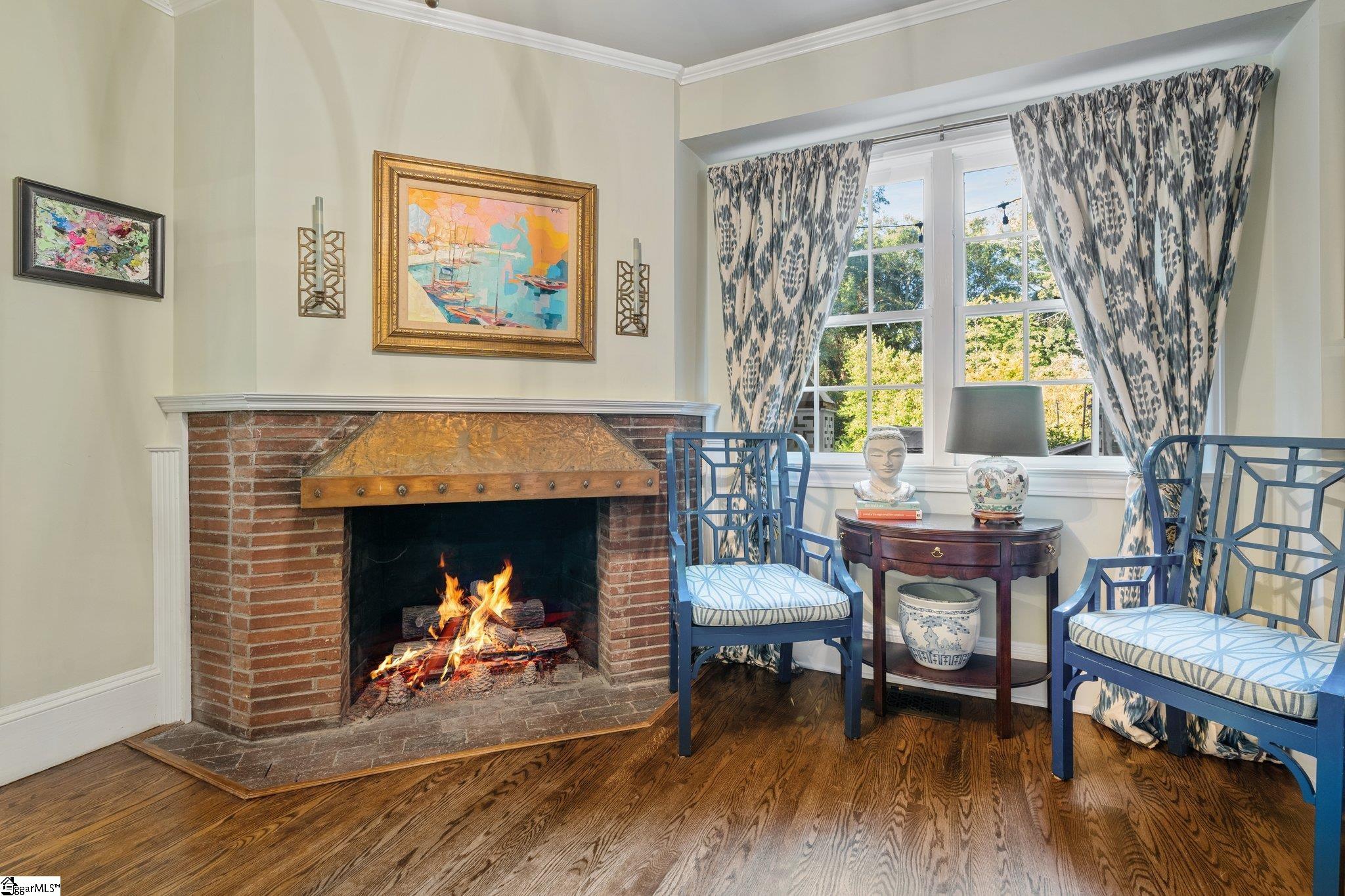48 Ridgeland Drive Greenville, SC 29601