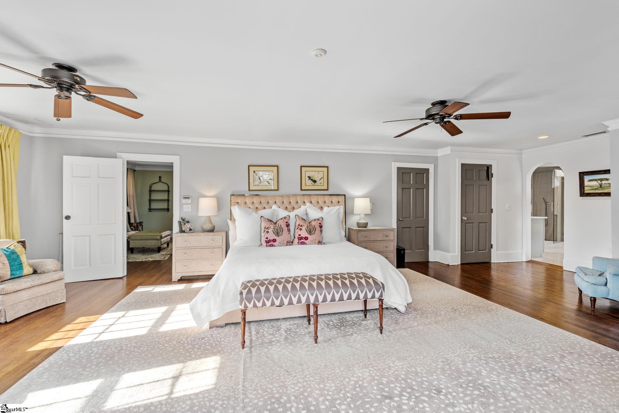 48 Ridgeland Drive Greenville, SC 29601
