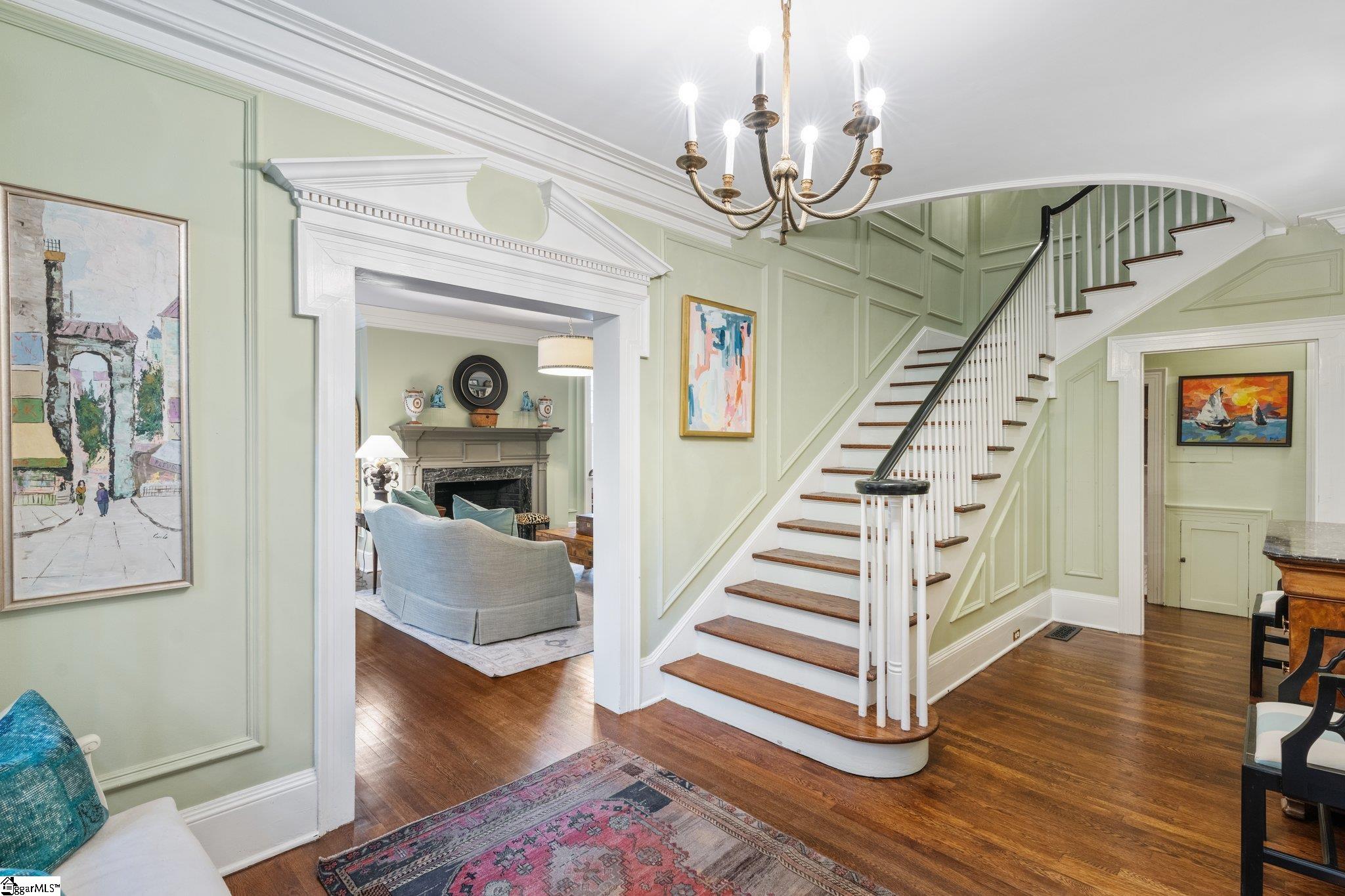 48 Ridgeland Drive Greenville, SC 29601
