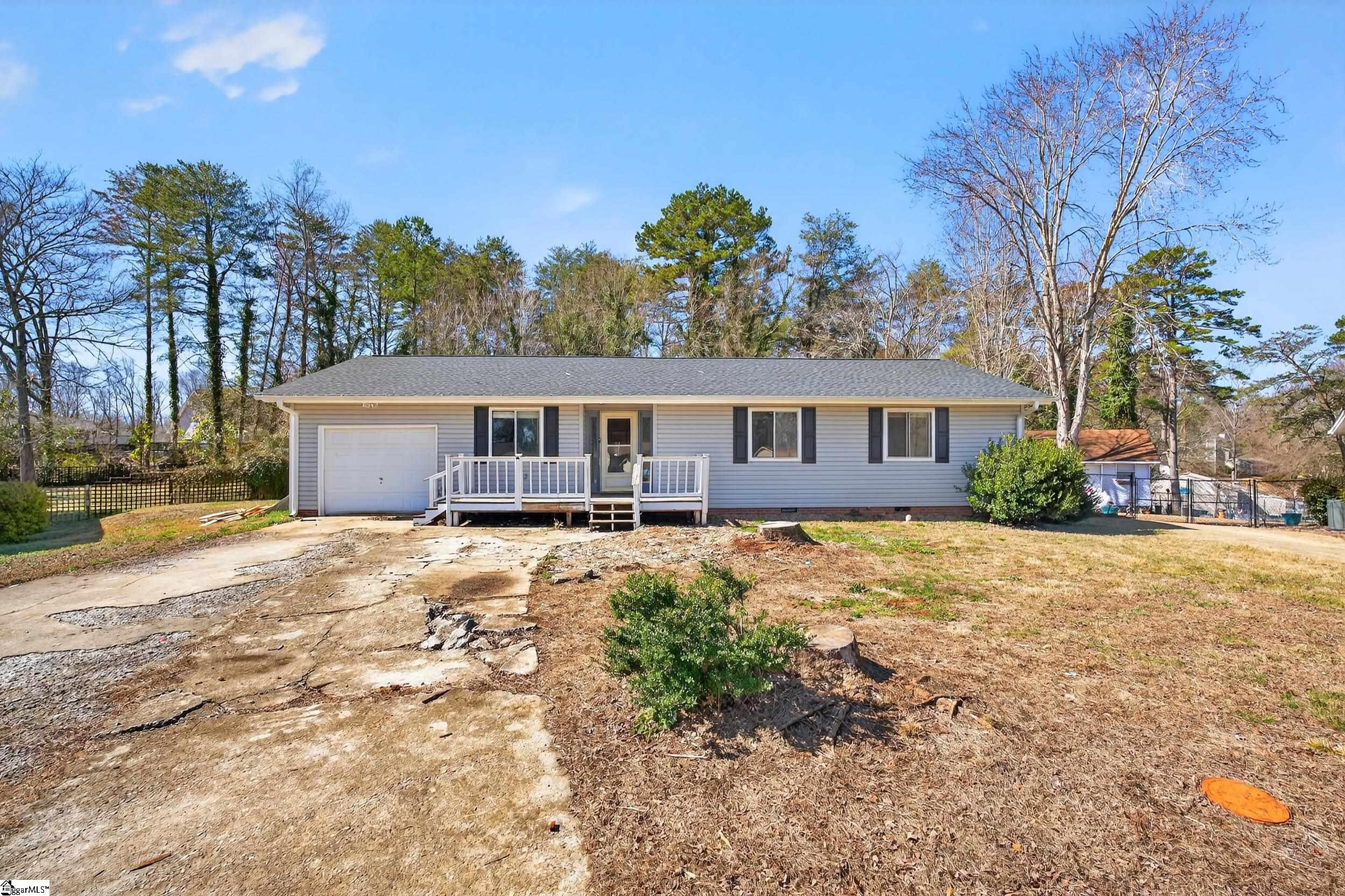1018 Havelock Drive photo 2