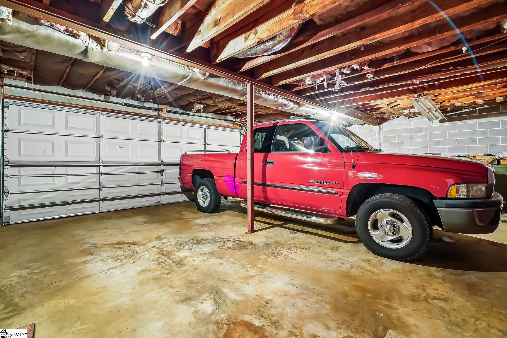 208 Williamsburg Road photo 27