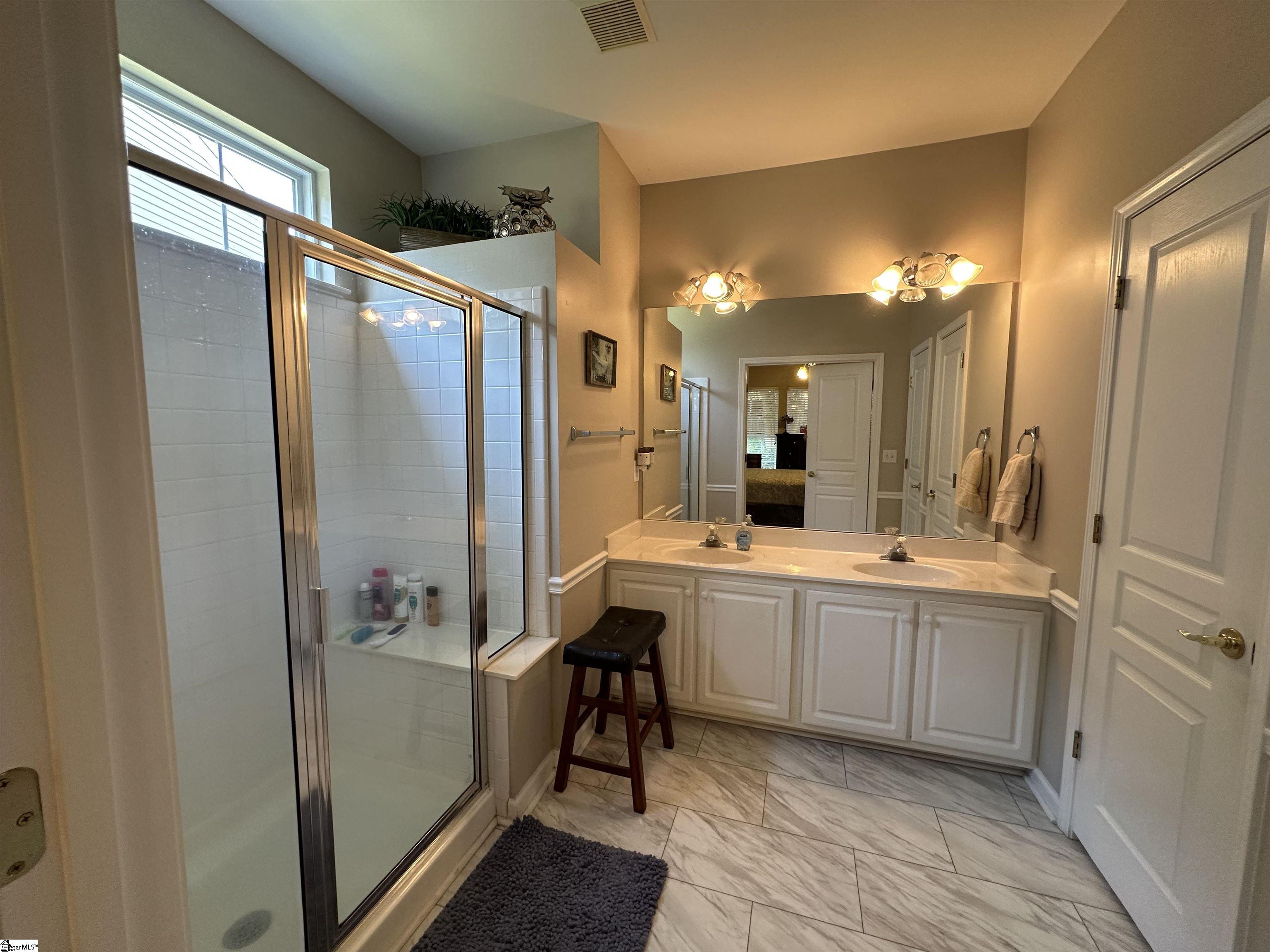 112 Saint James Place Drive, Greer, SC, 29650-4750