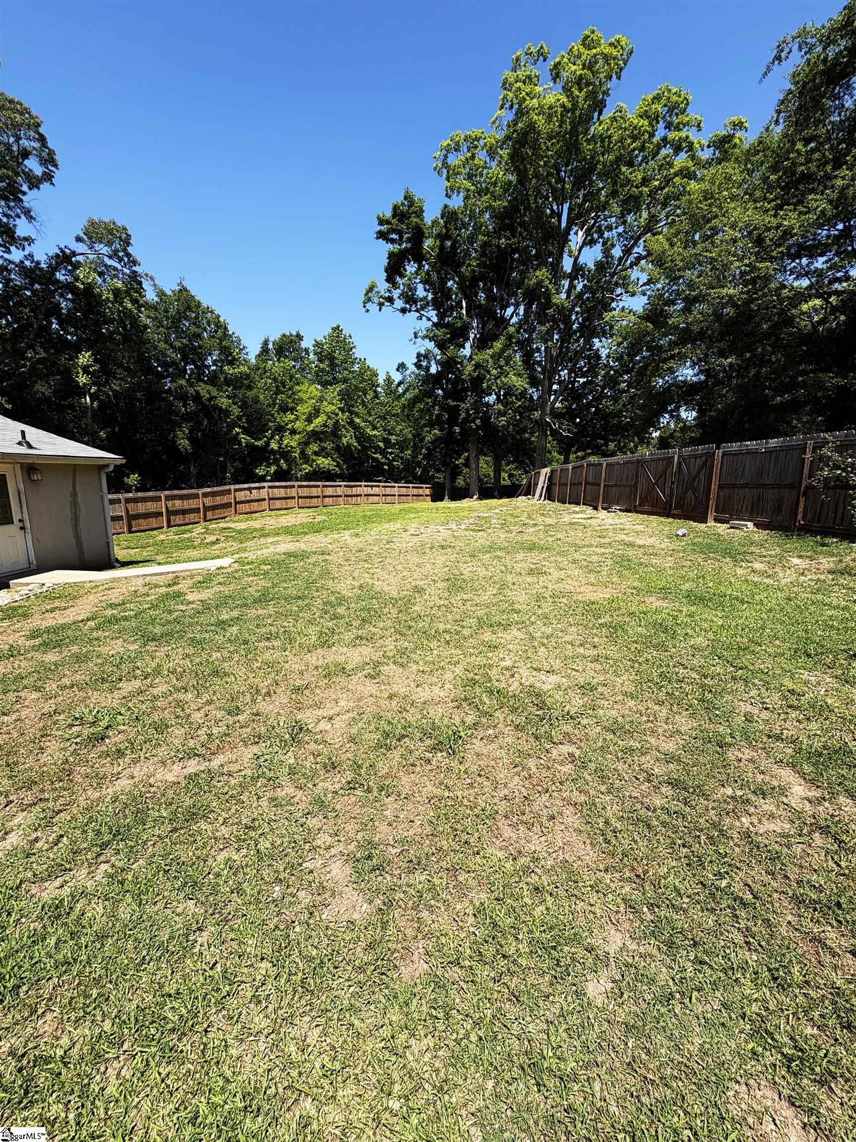 573 Perrin Avenue Woodruff, SC 29388